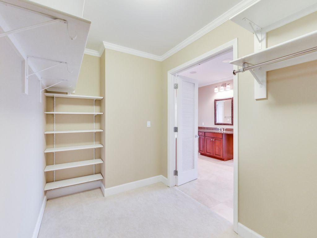 ONE WATER PLACE AT KELLY PLANTATION - Residential