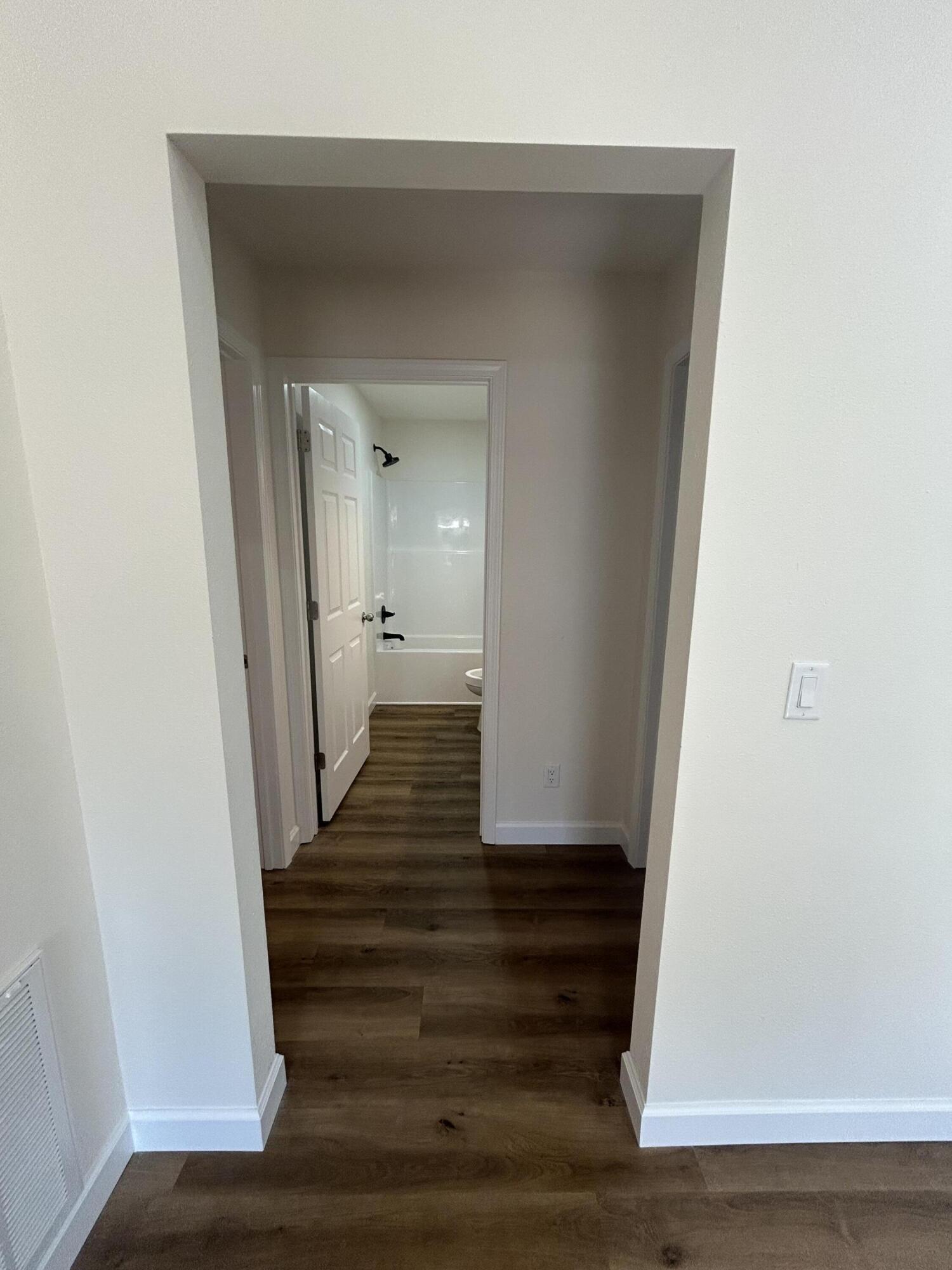 KING LAKE ESTATES UNIT 2 - Residential Lease