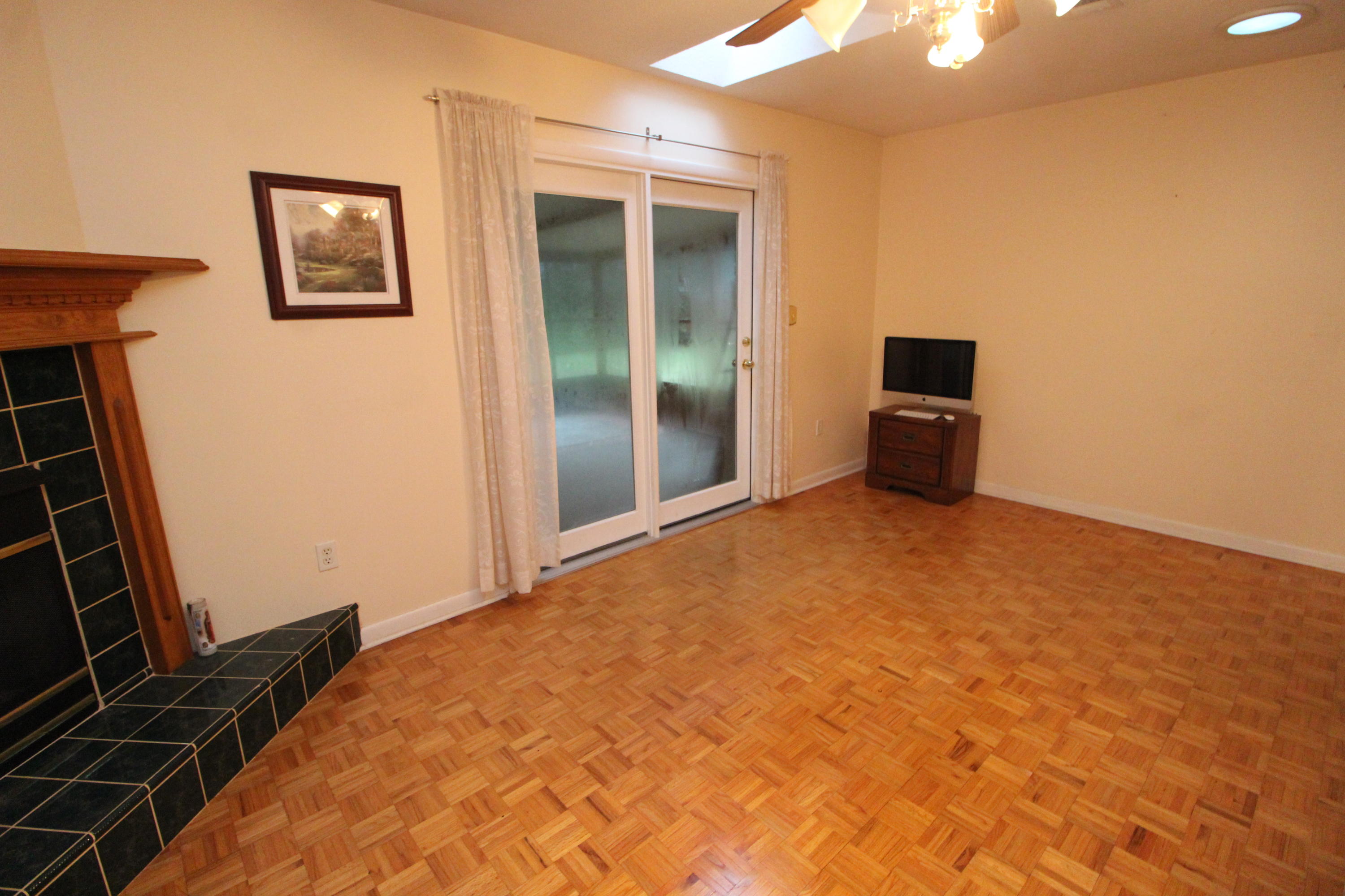 VESTA HEIGHTS 4TH ADDN - Residential