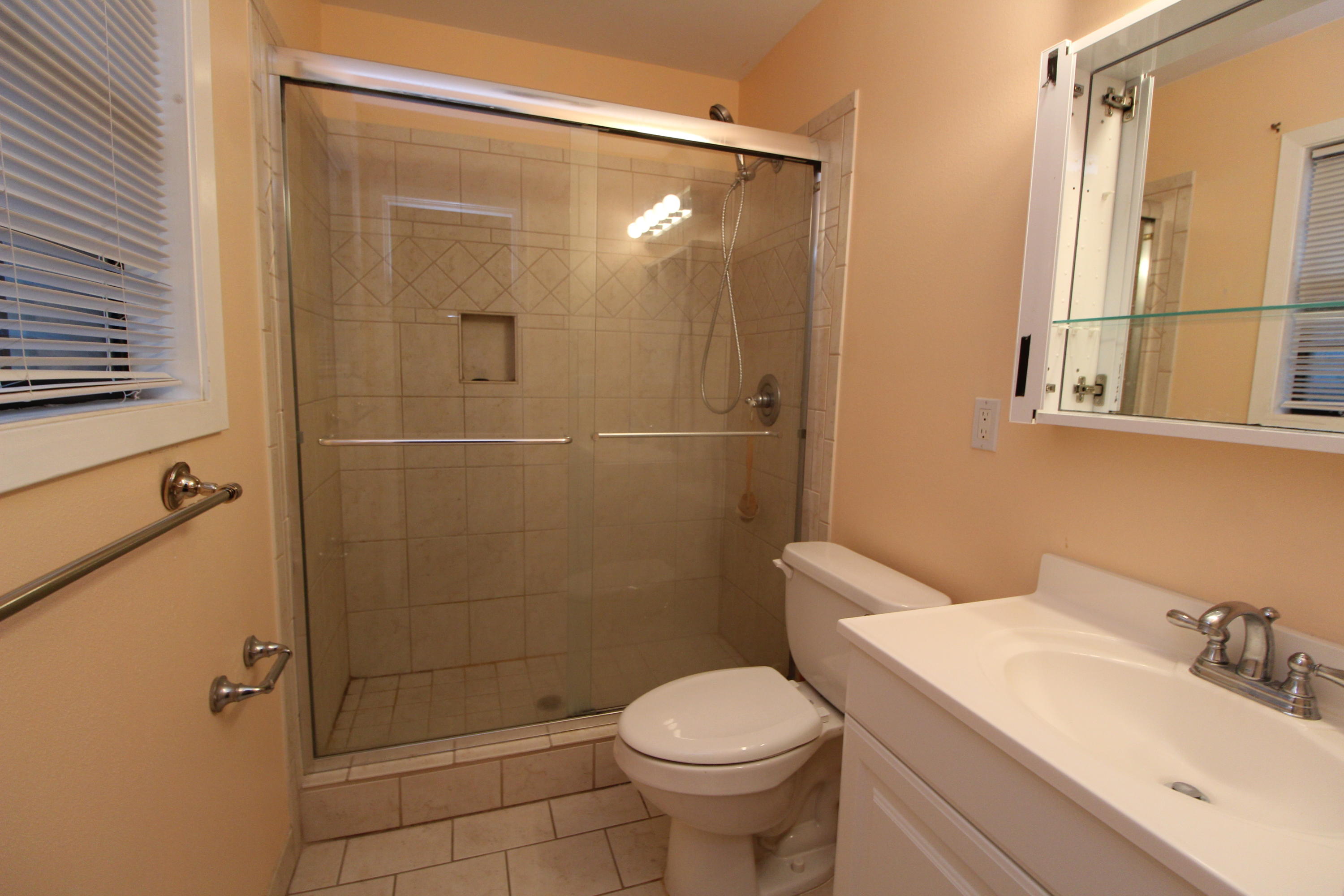 VESTA HEIGHTS 4TH ADDN - Residential