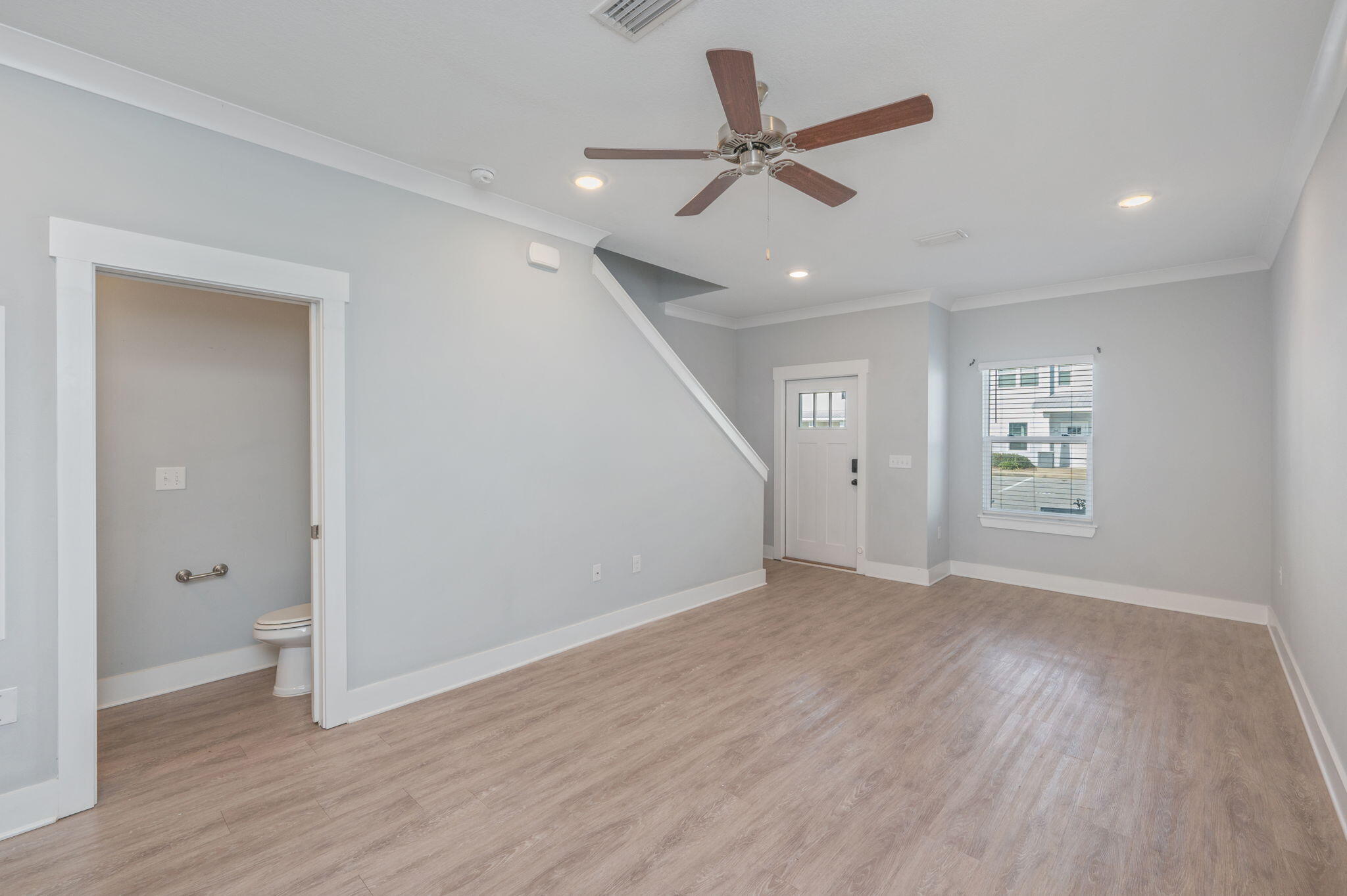 VERANDAS OF FREEPORT, THE - Residential Lease