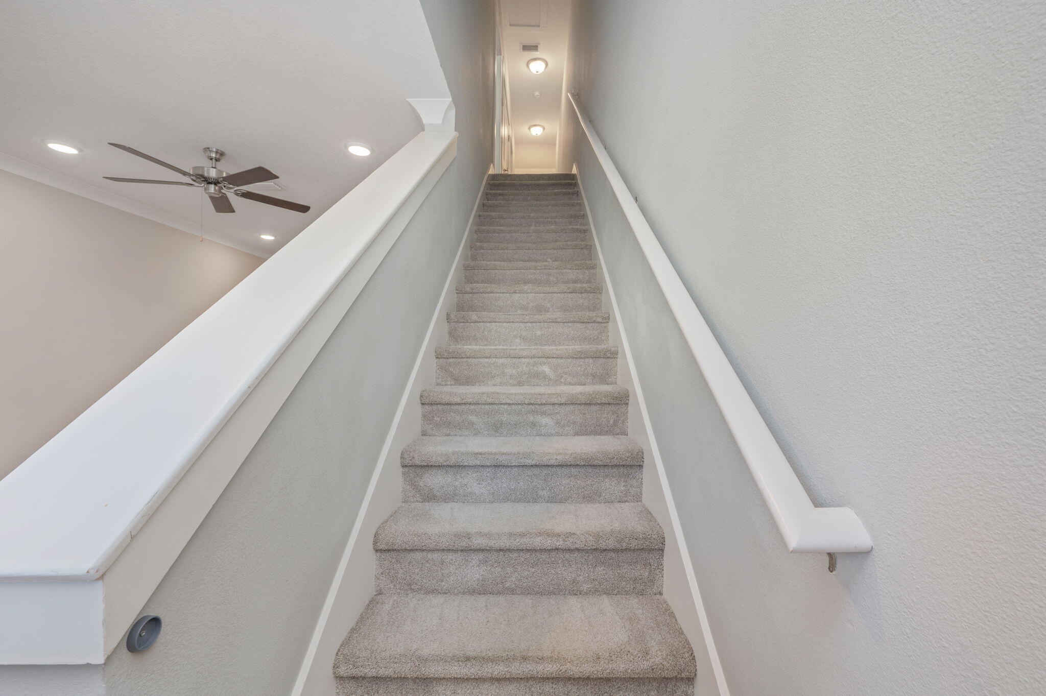 VERANDAS OF FREEPORT, THE - Residential Lease