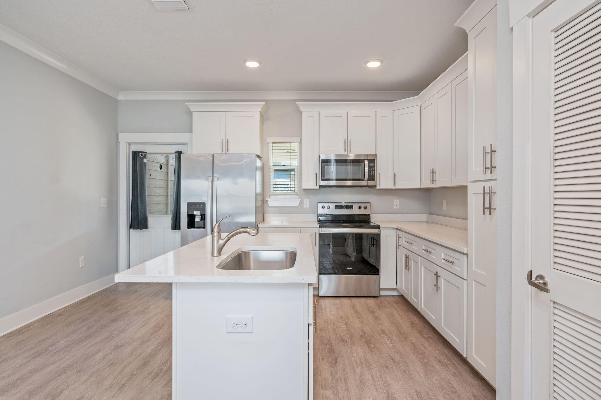 VERANDAS OF FREEPORT, THE - Residential Lease