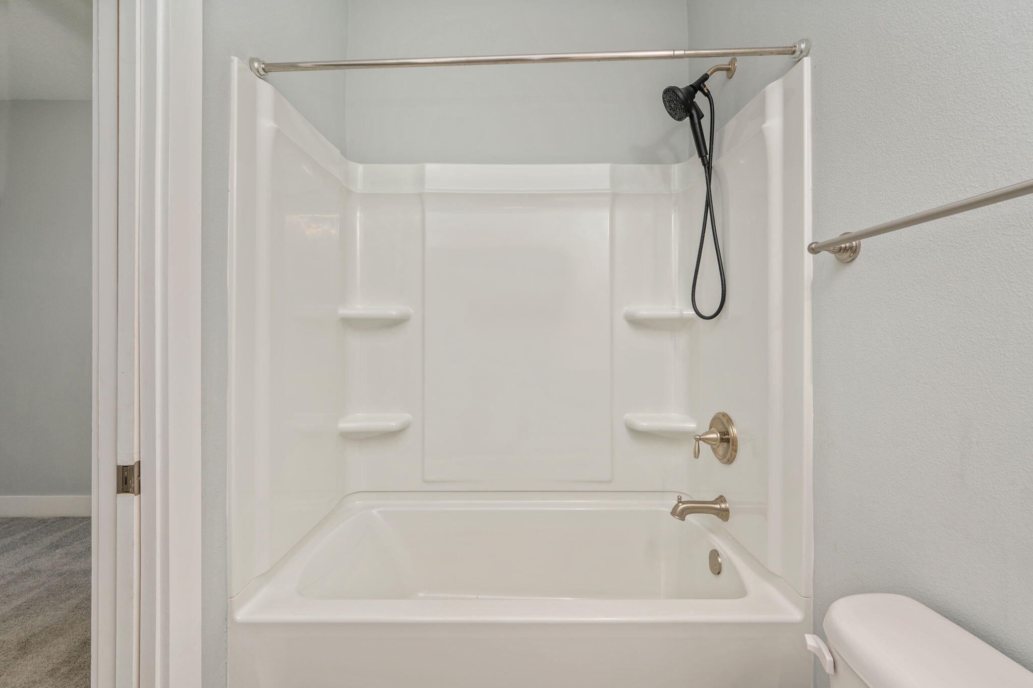 VERANDAS OF FREEPORT, THE - Residential Lease