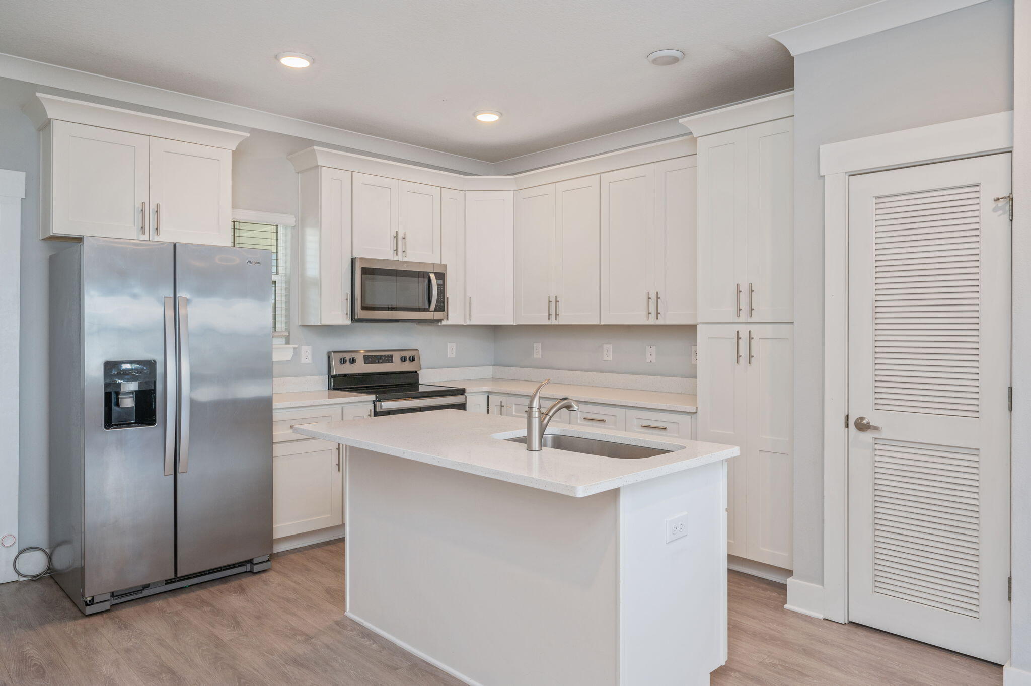 VERANDAS OF FREEPORT, THE - Residential Lease