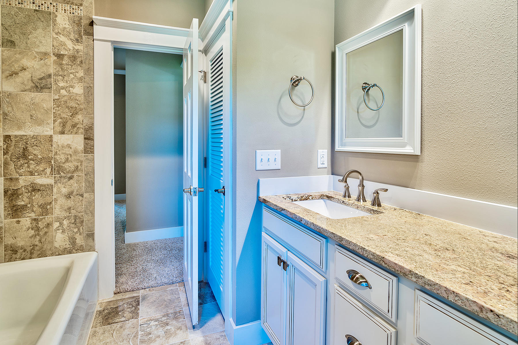 GARNIERS HEIGHTS - Residential