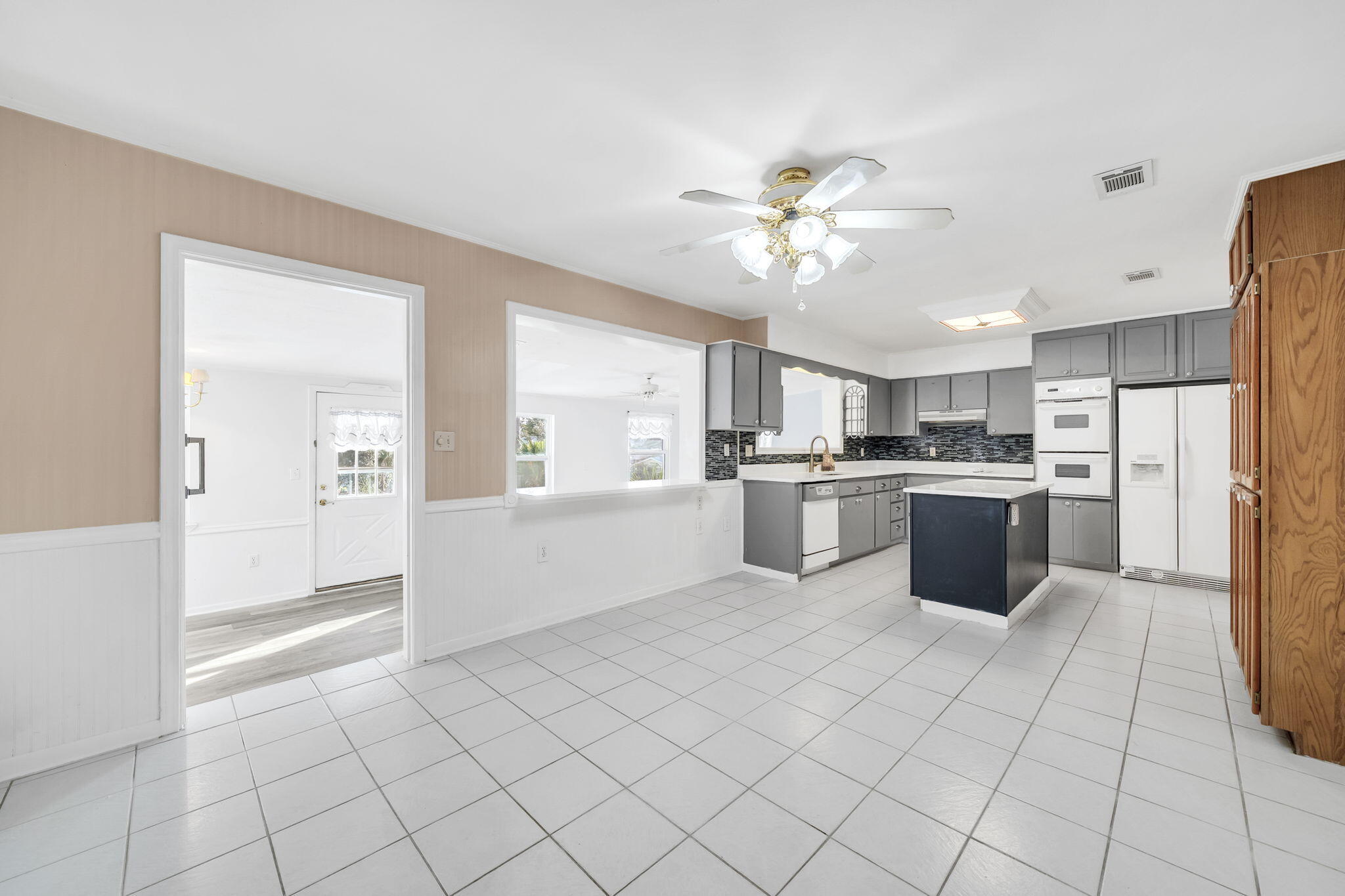 BAYOU POQUITO LOT 3 BLK 3 - Residential