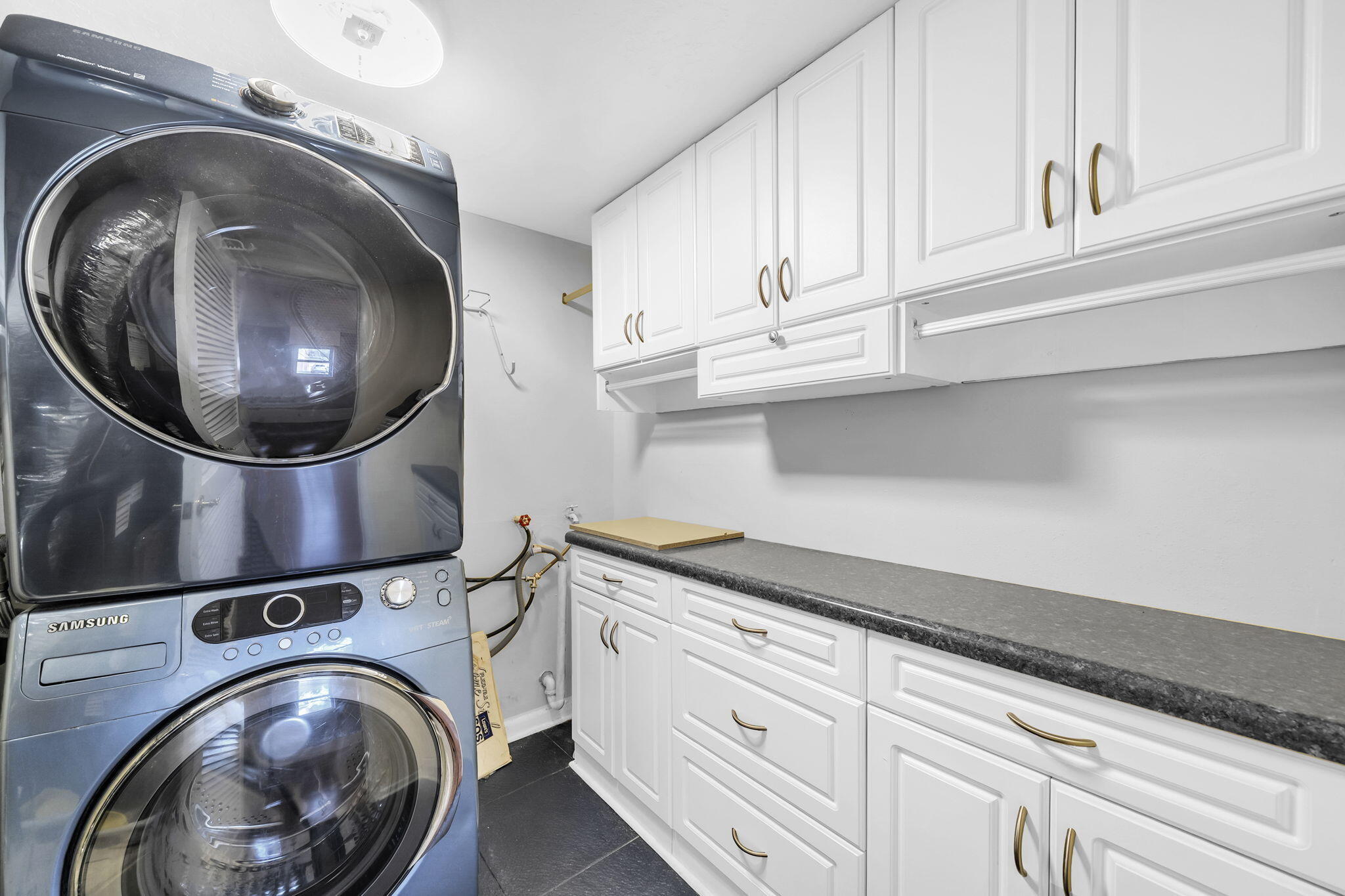 BAYOU POQUITO LOT 3 BLK 3 - Residential