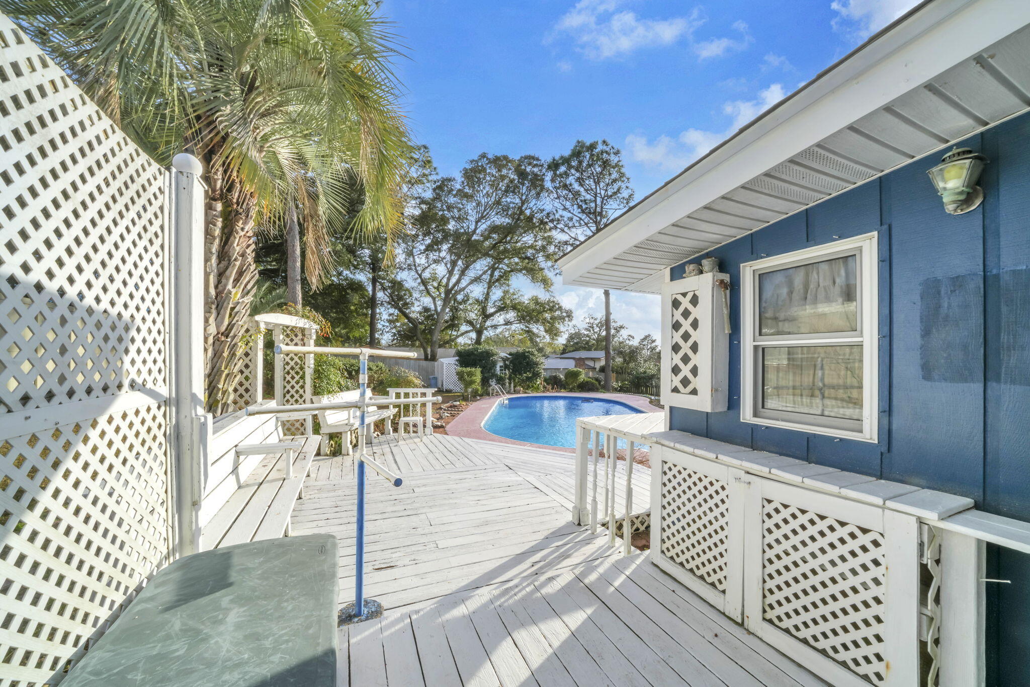 BAYOU POQUITO LOT 3 BLK 3 - Residential