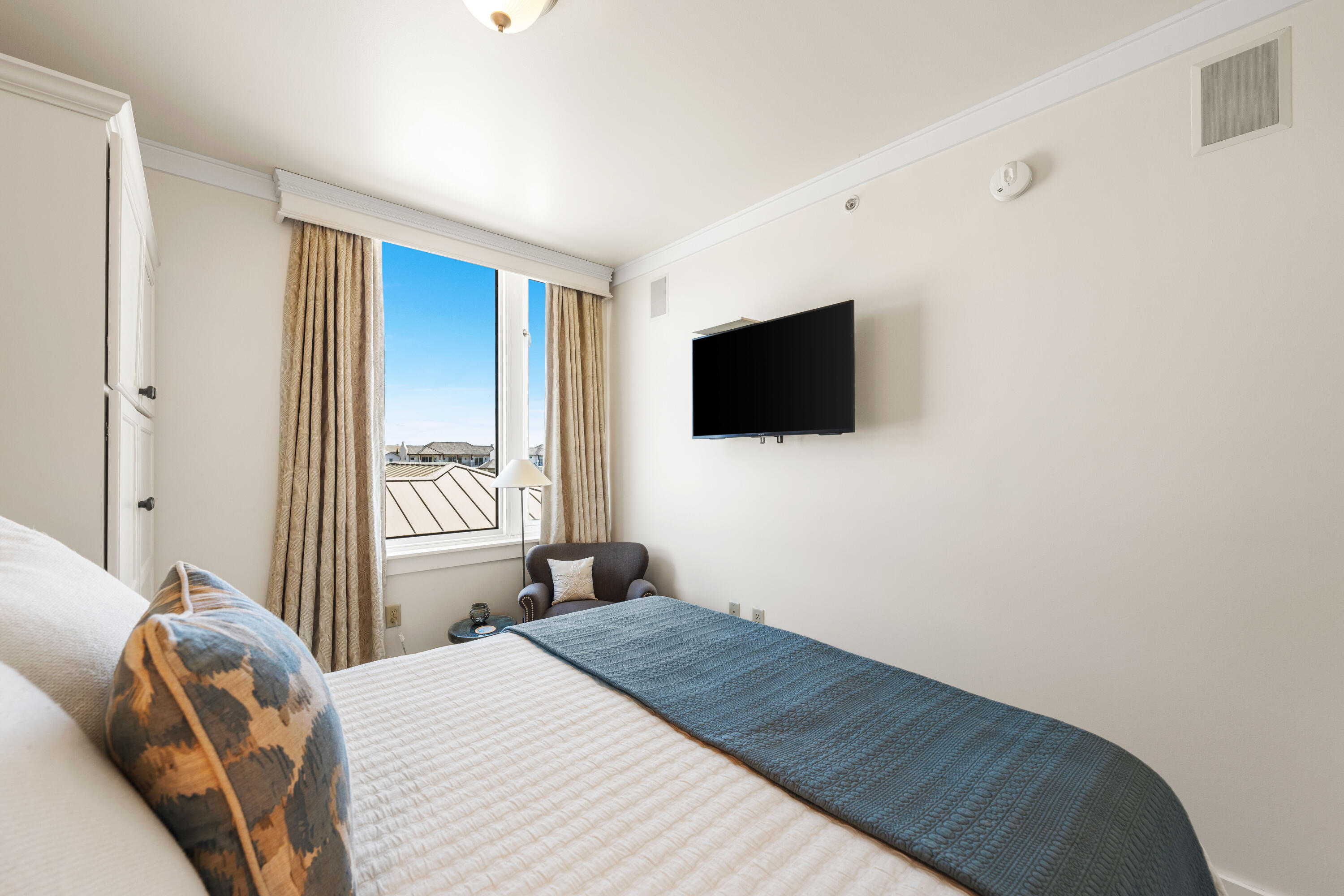 Gulf Place Six Palms - Residential