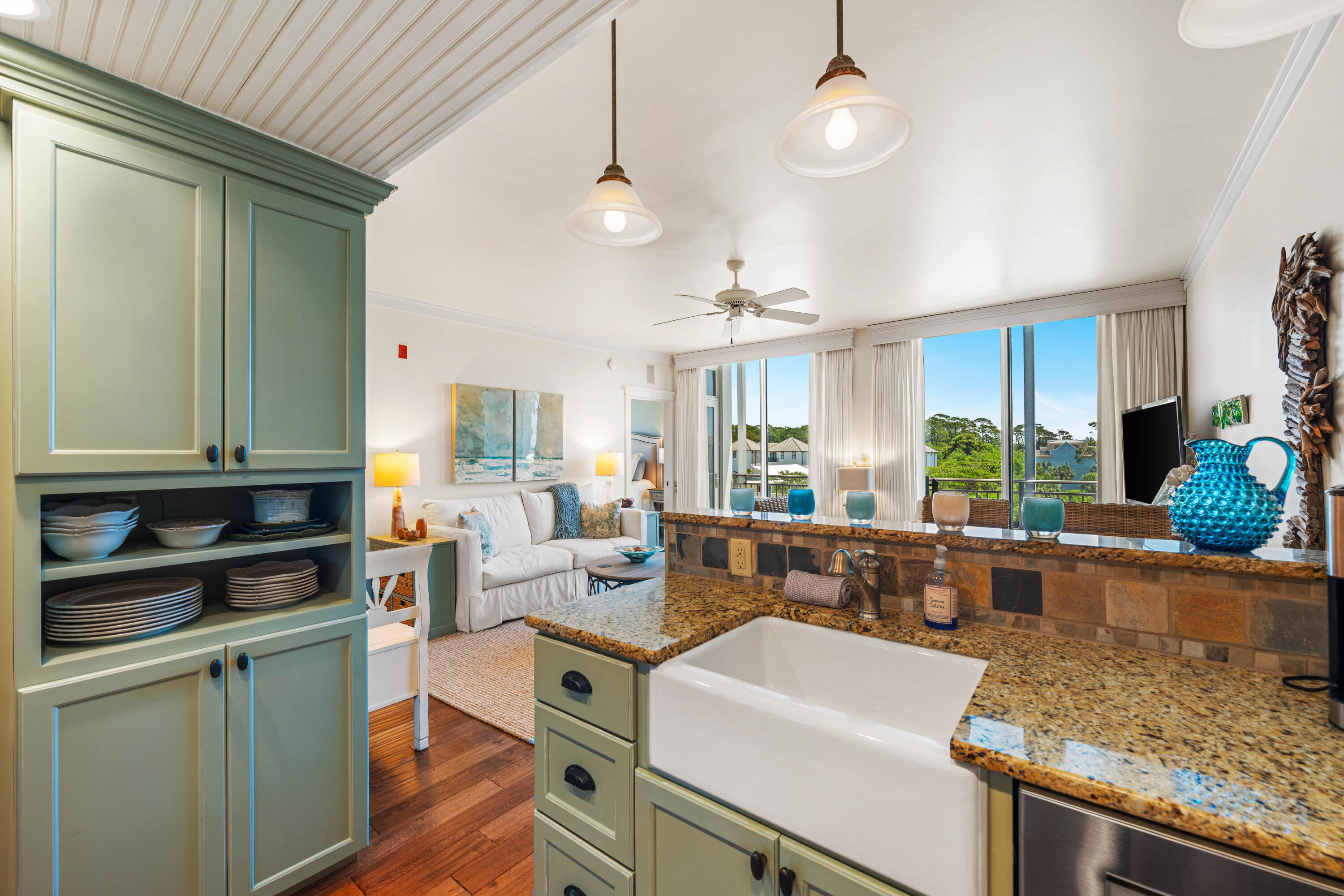 Gulf Place Six Palms - Residential