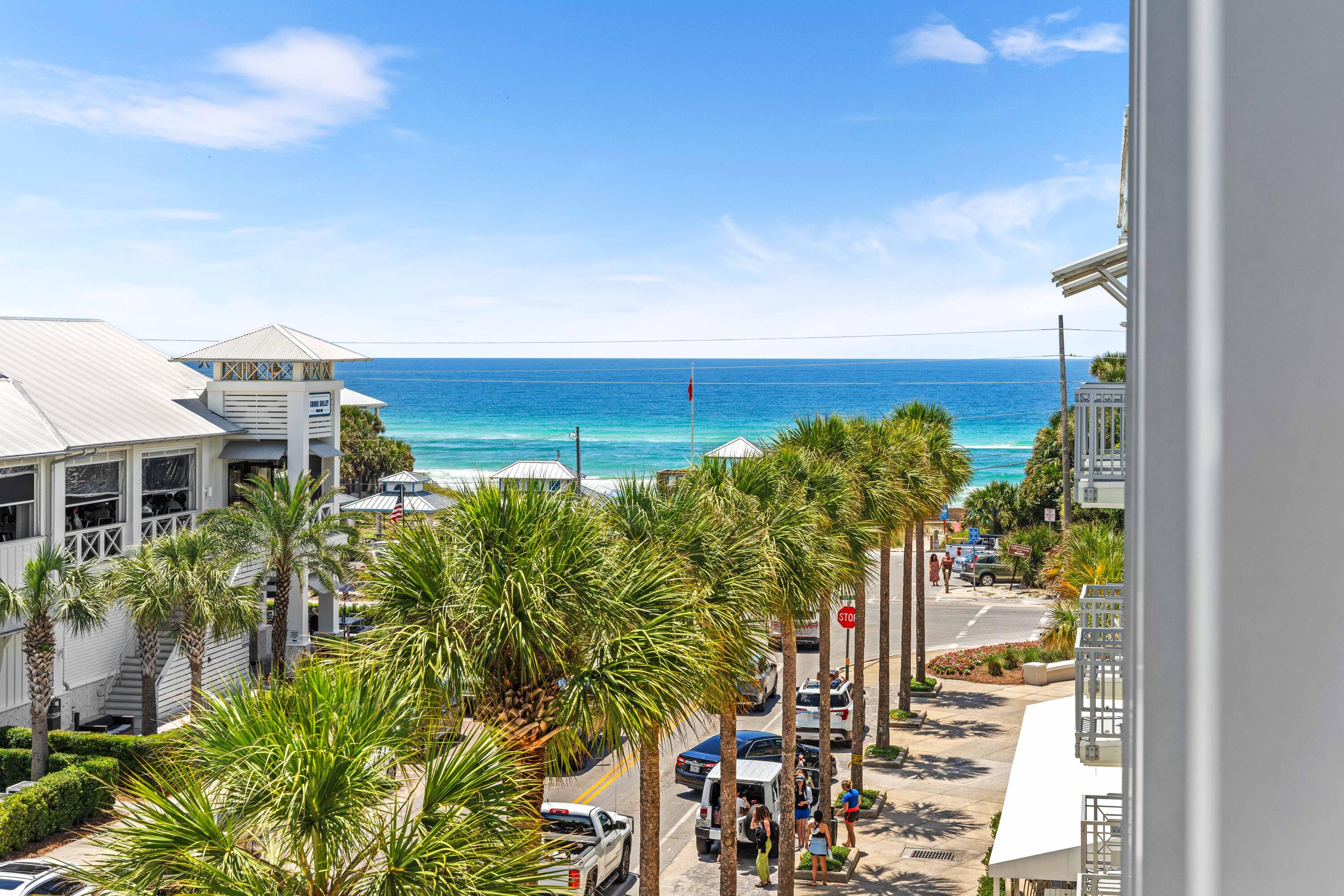 Gulf Place Six Palms - Residential