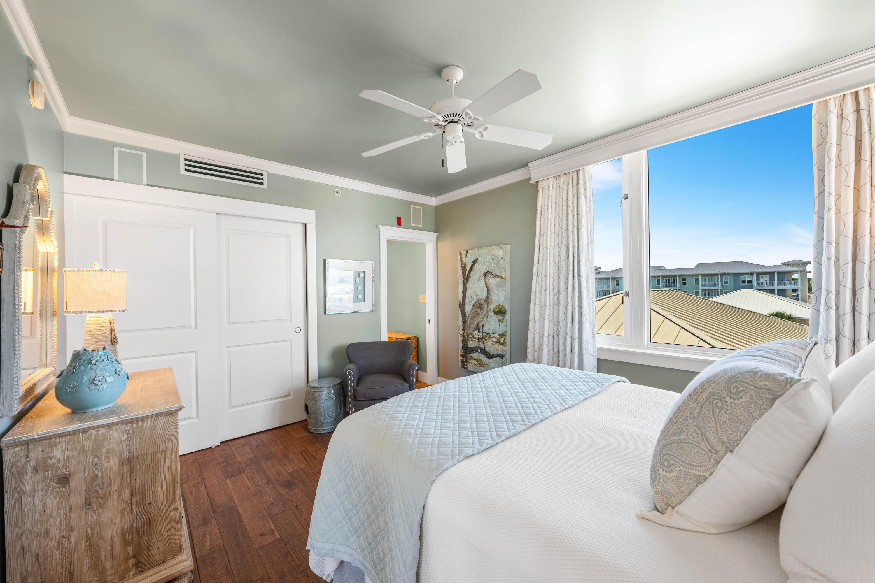 Gulf Place Six Palms - Residential