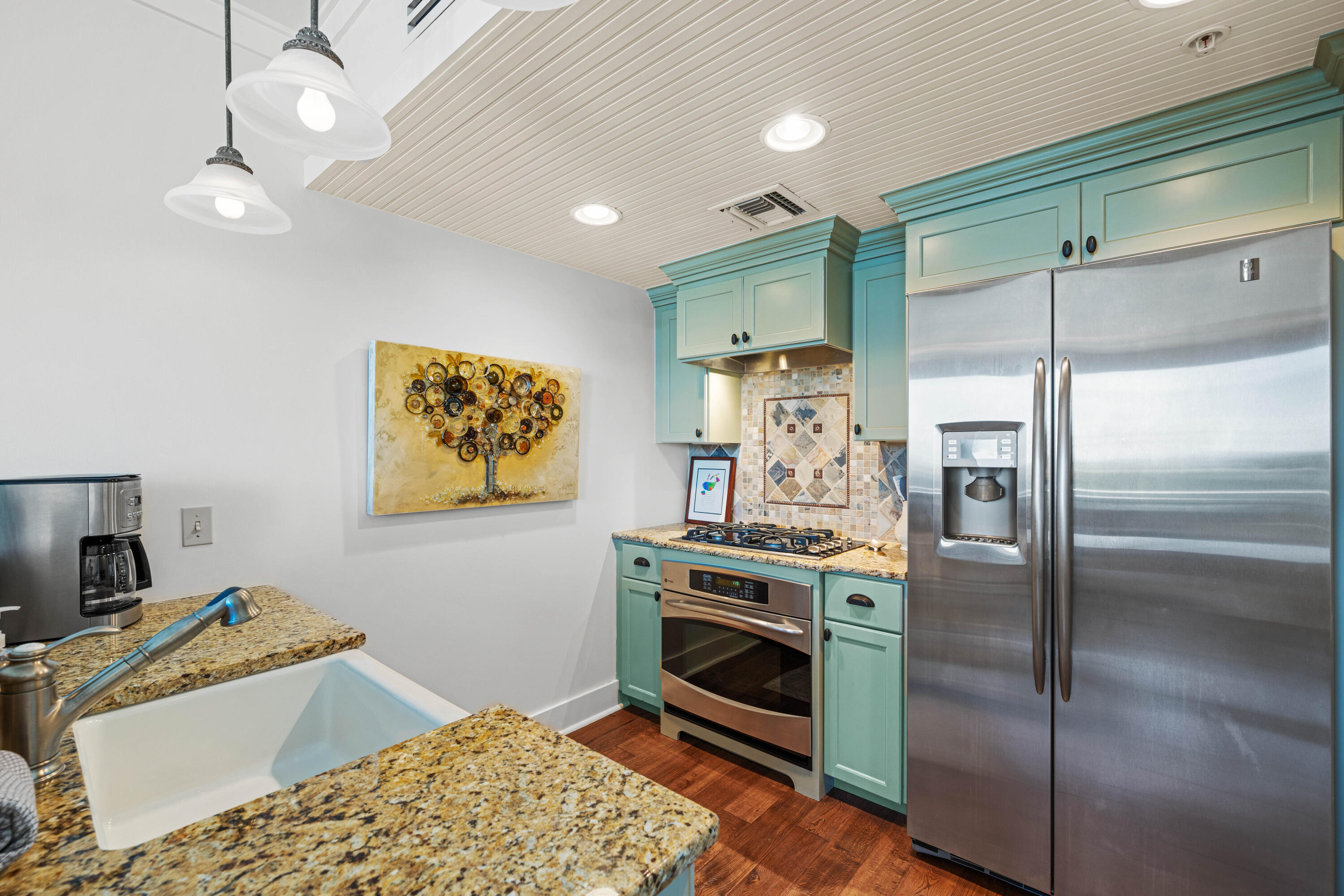 Gulf Place Six Palms - Residential