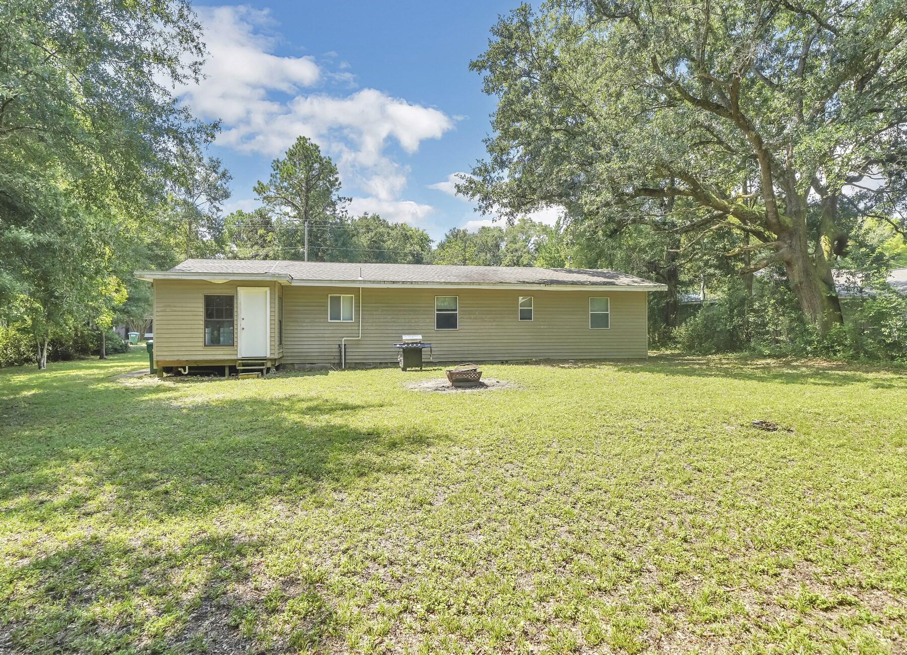 MORRIS ADDN TO CRESTVIEW - Residential