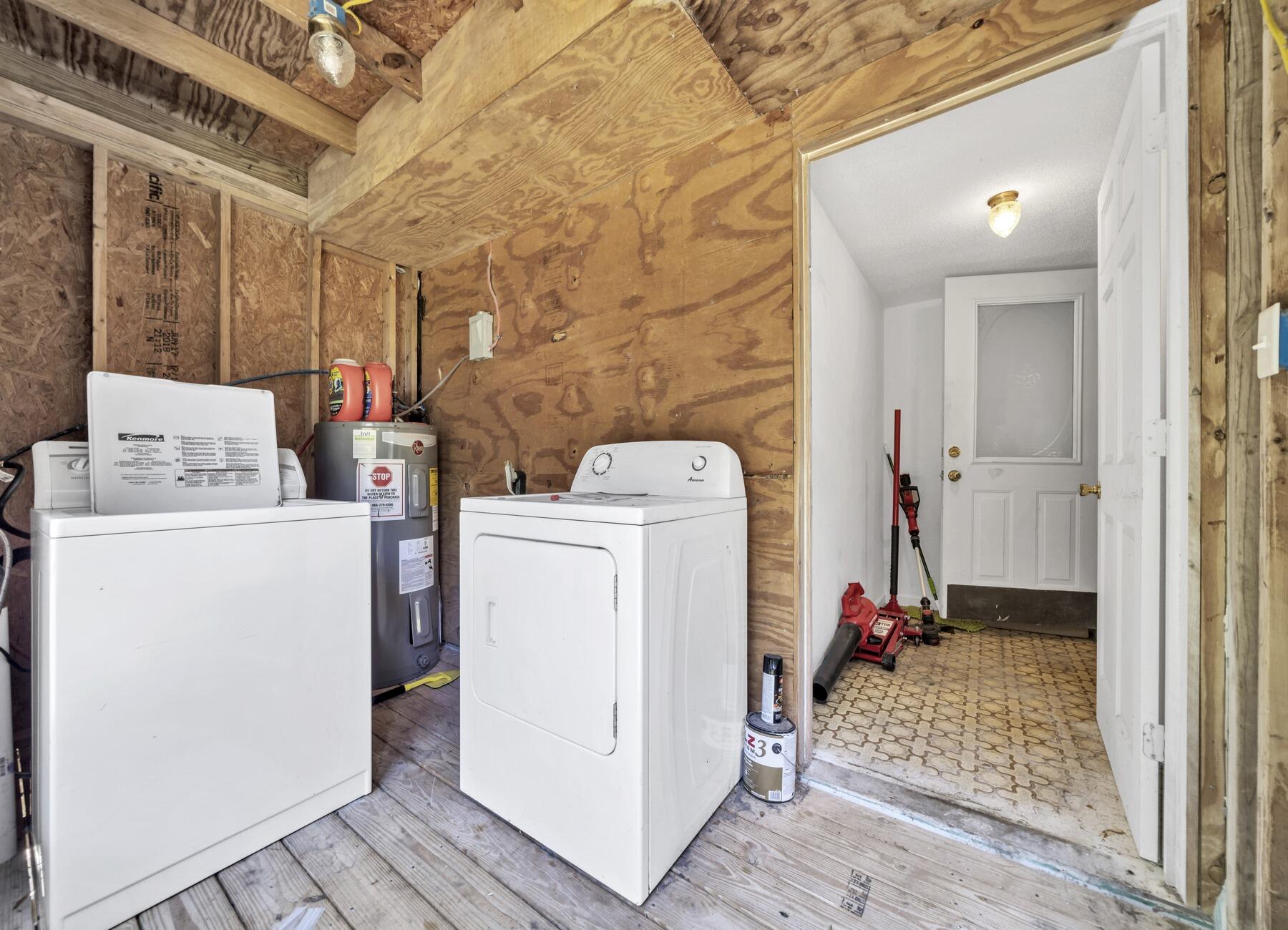 MORRIS ADDN TO CRESTVIEW - Residential