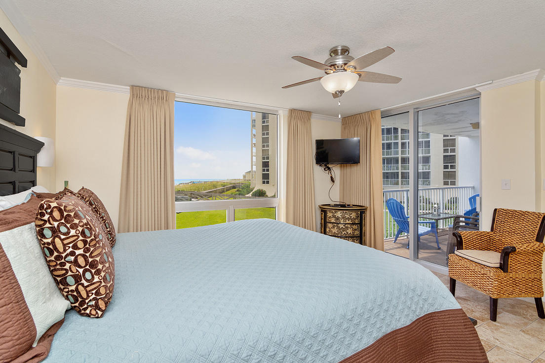 SHORELINE TOWERS 1 - Residential