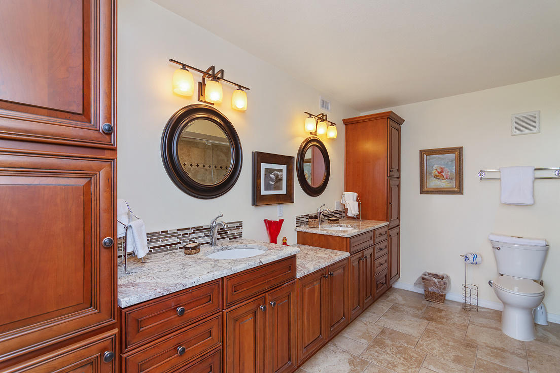 SHORELINE TOWERS 1 - Residential