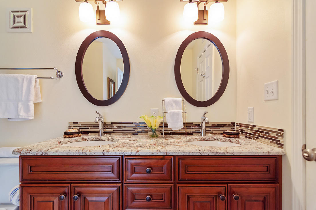 SHORELINE TOWERS 1 - Residential