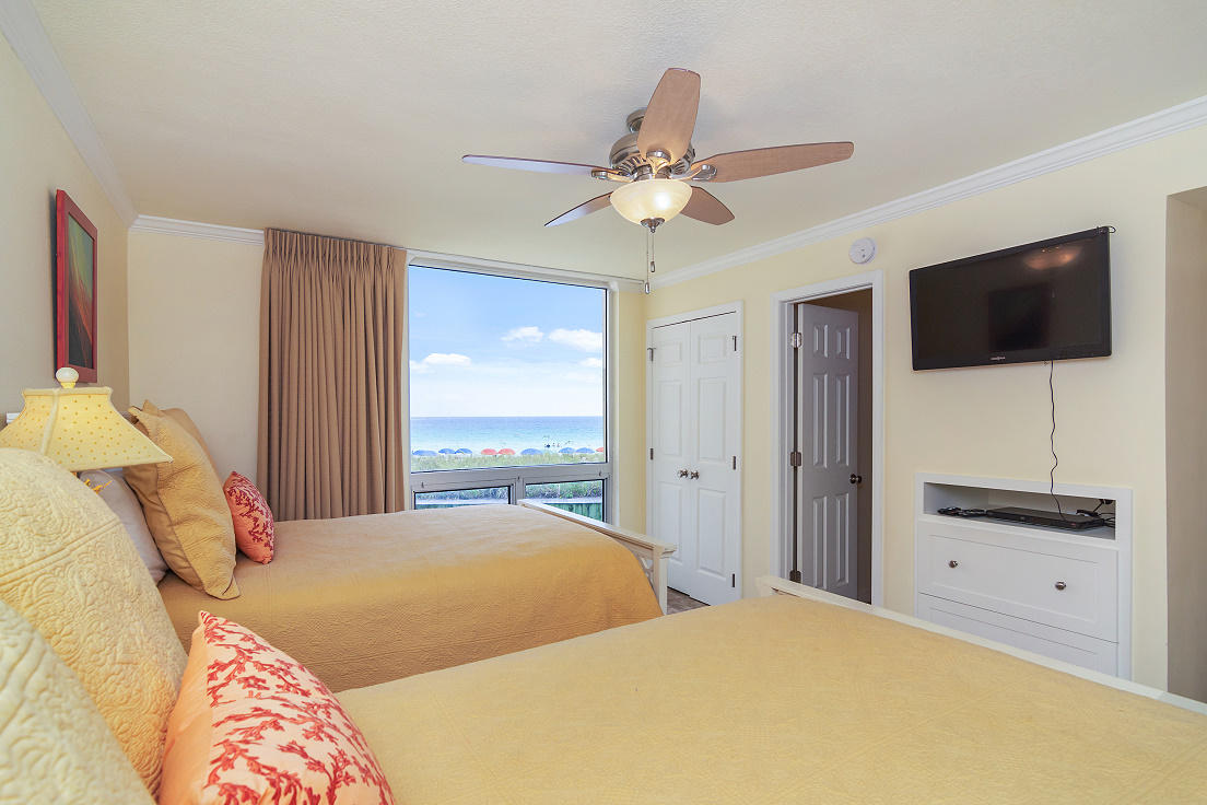 SHORELINE TOWERS 1 - Residential