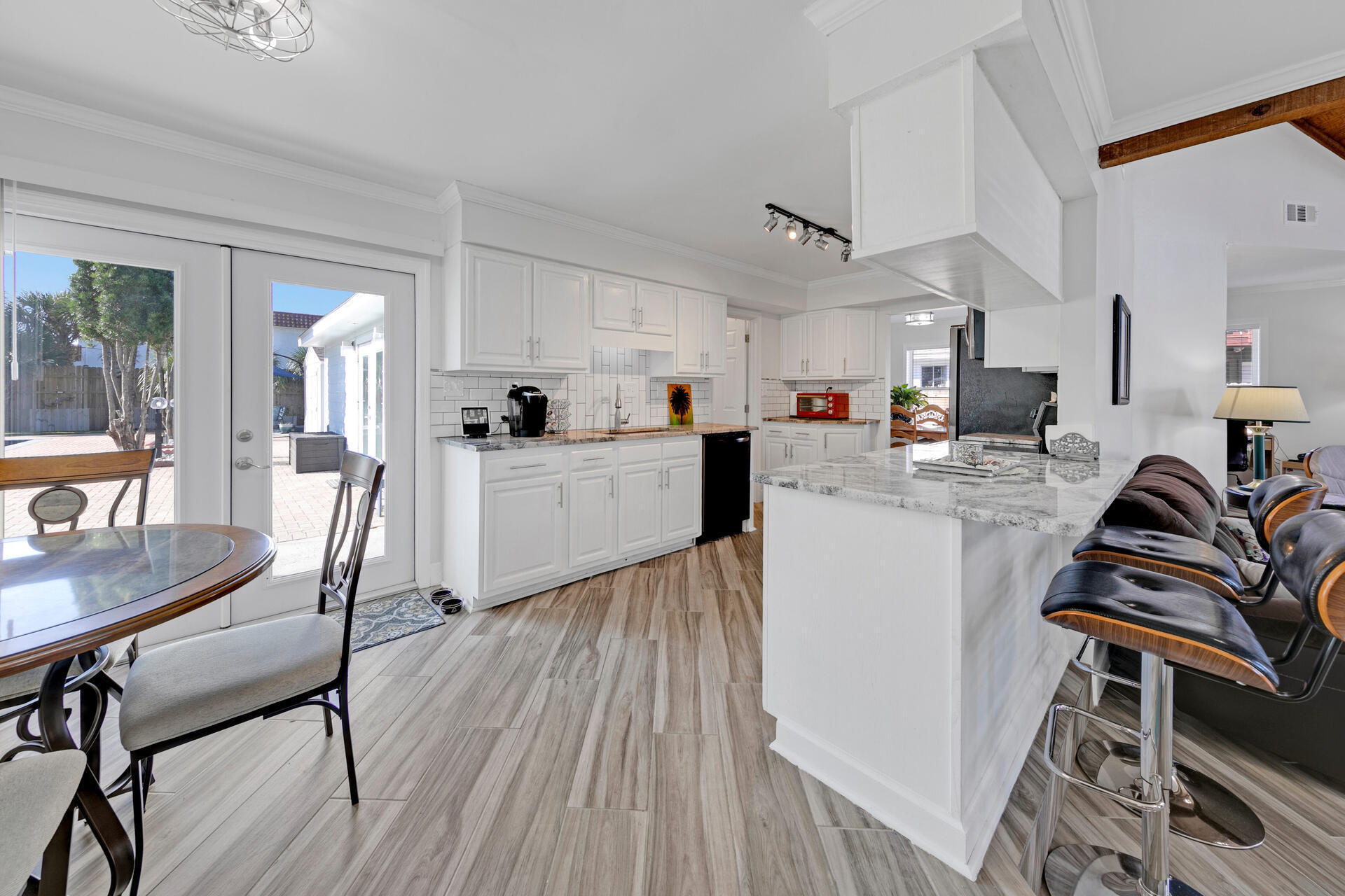 SANTA ROSA ISLAND - Residential