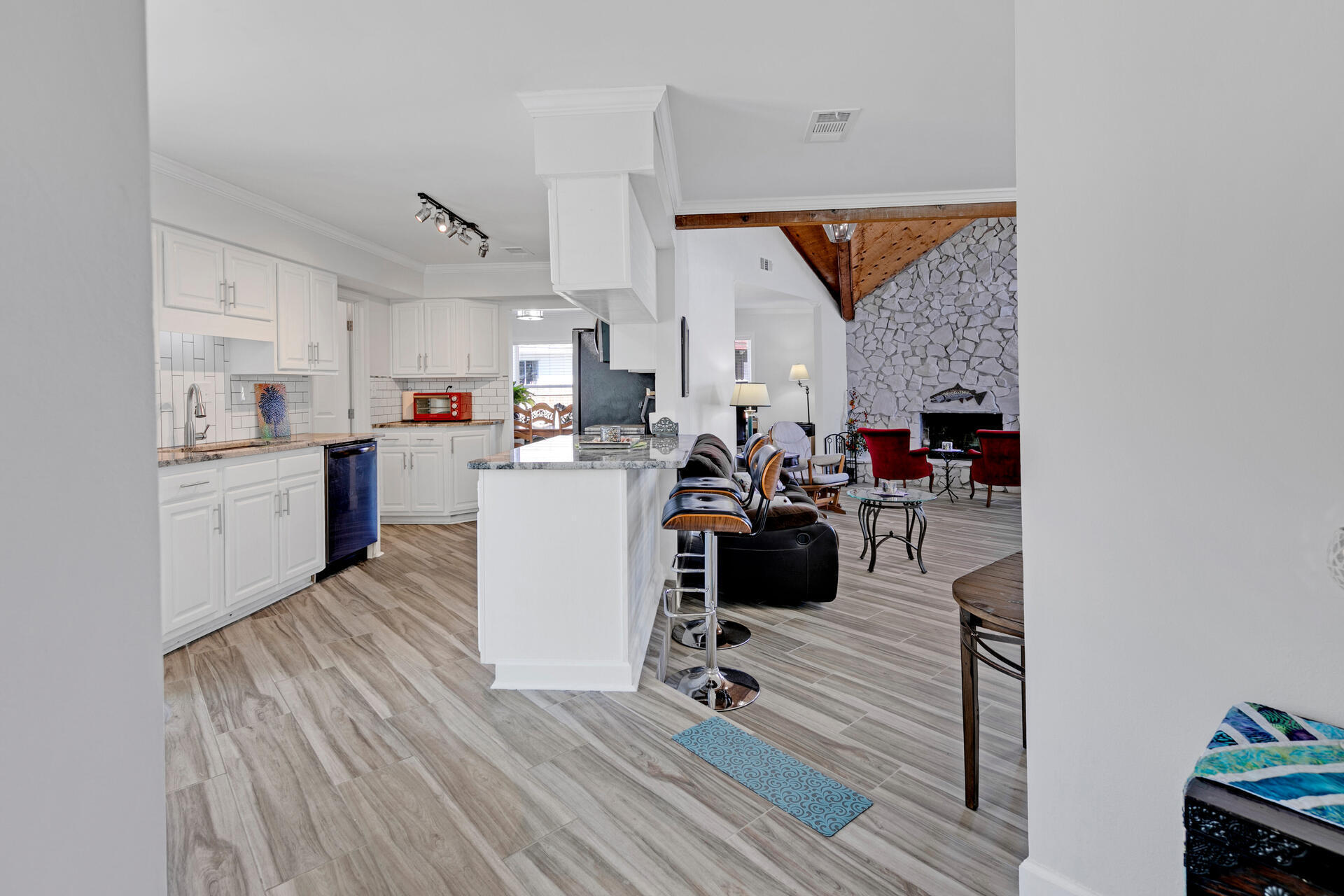 SANTA ROSA ISLAND - Residential