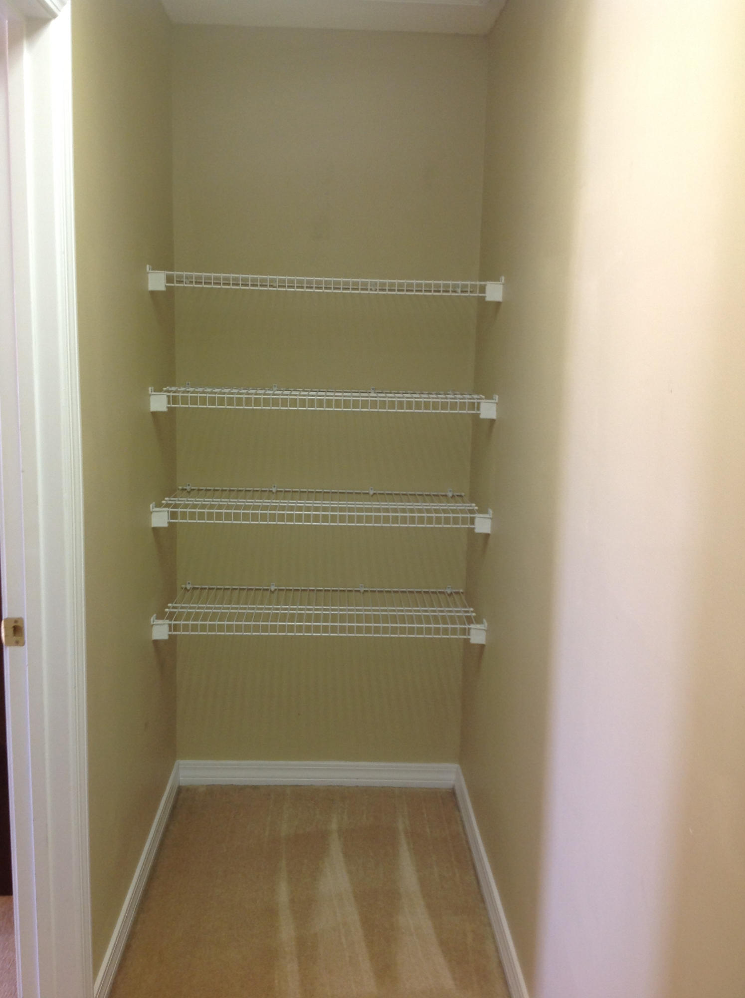 OAK PARK ESTATES - Residential Lease