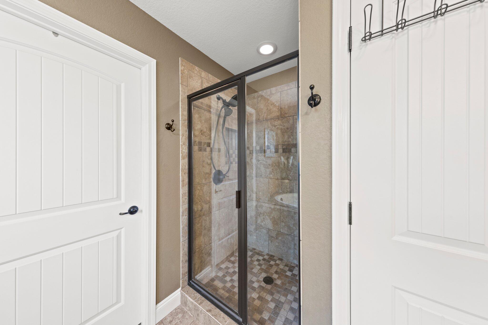 NAVARRE S/D 2ND ADDN - Residential