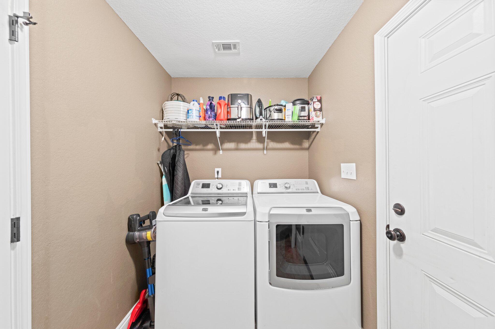 NAVARRE S/D 2ND ADDN - Residential
