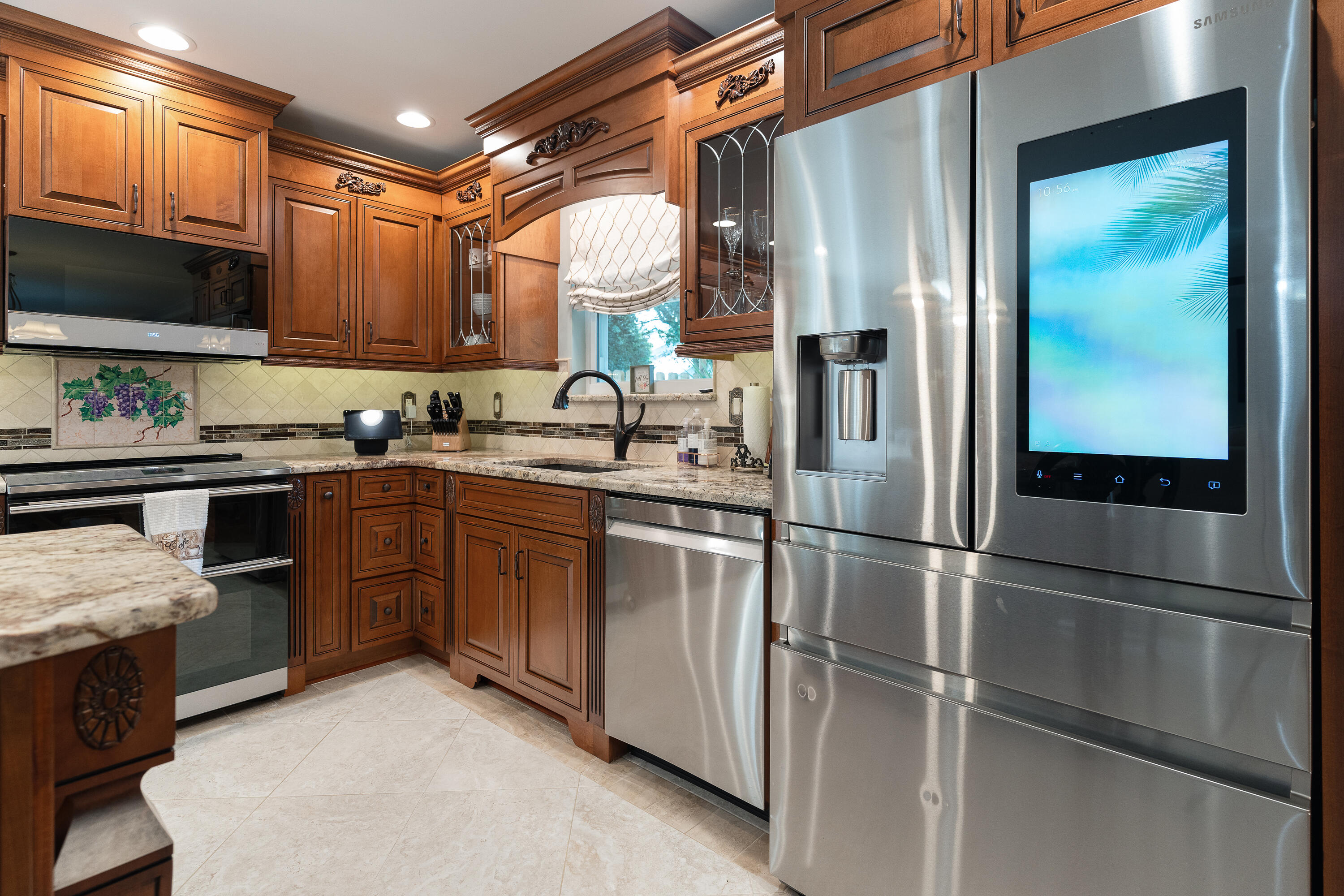 RAINTREE ESTATES - Residential