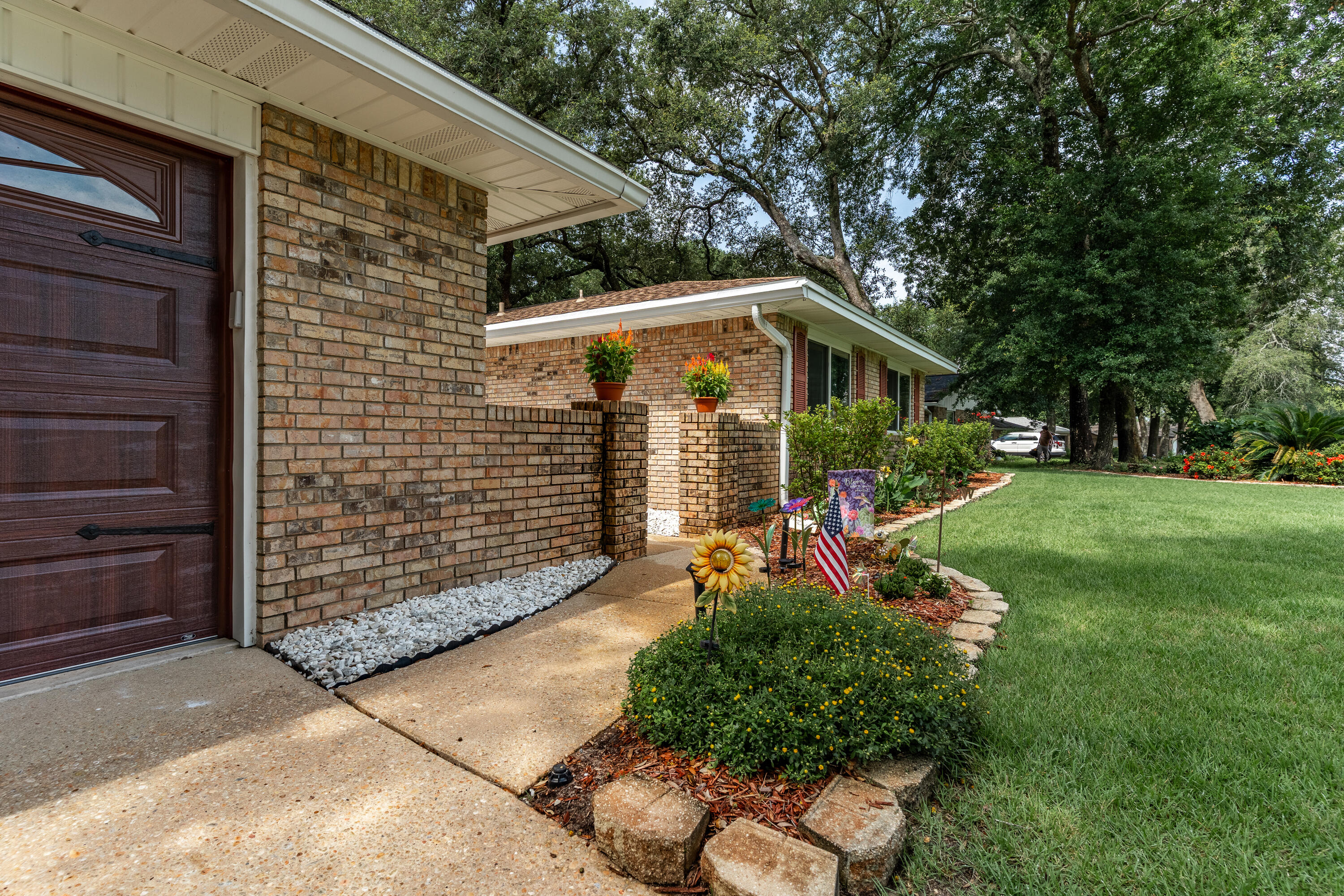 RAINTREE ESTATES - Residential