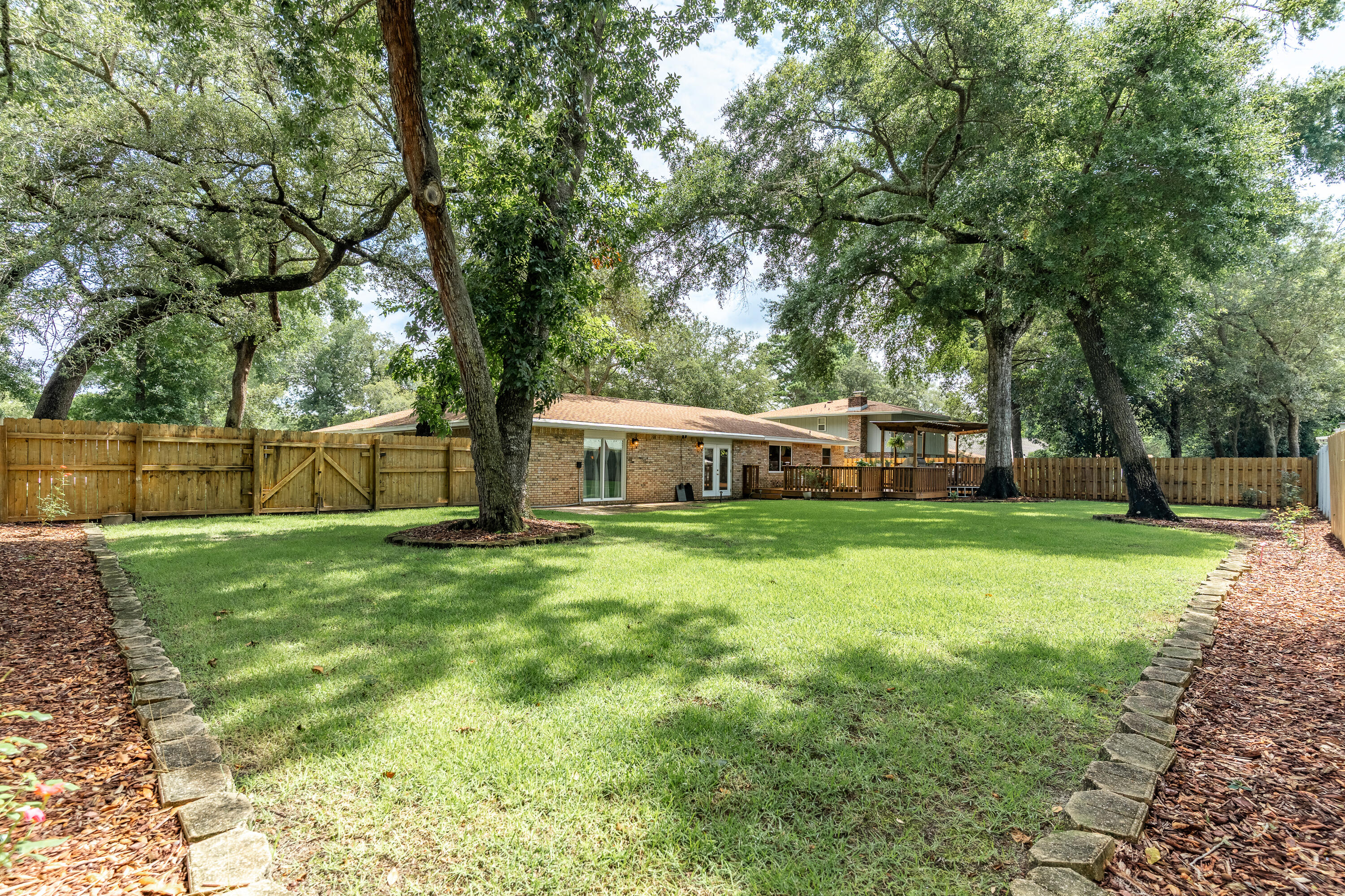 RAINTREE ESTATES - Residential