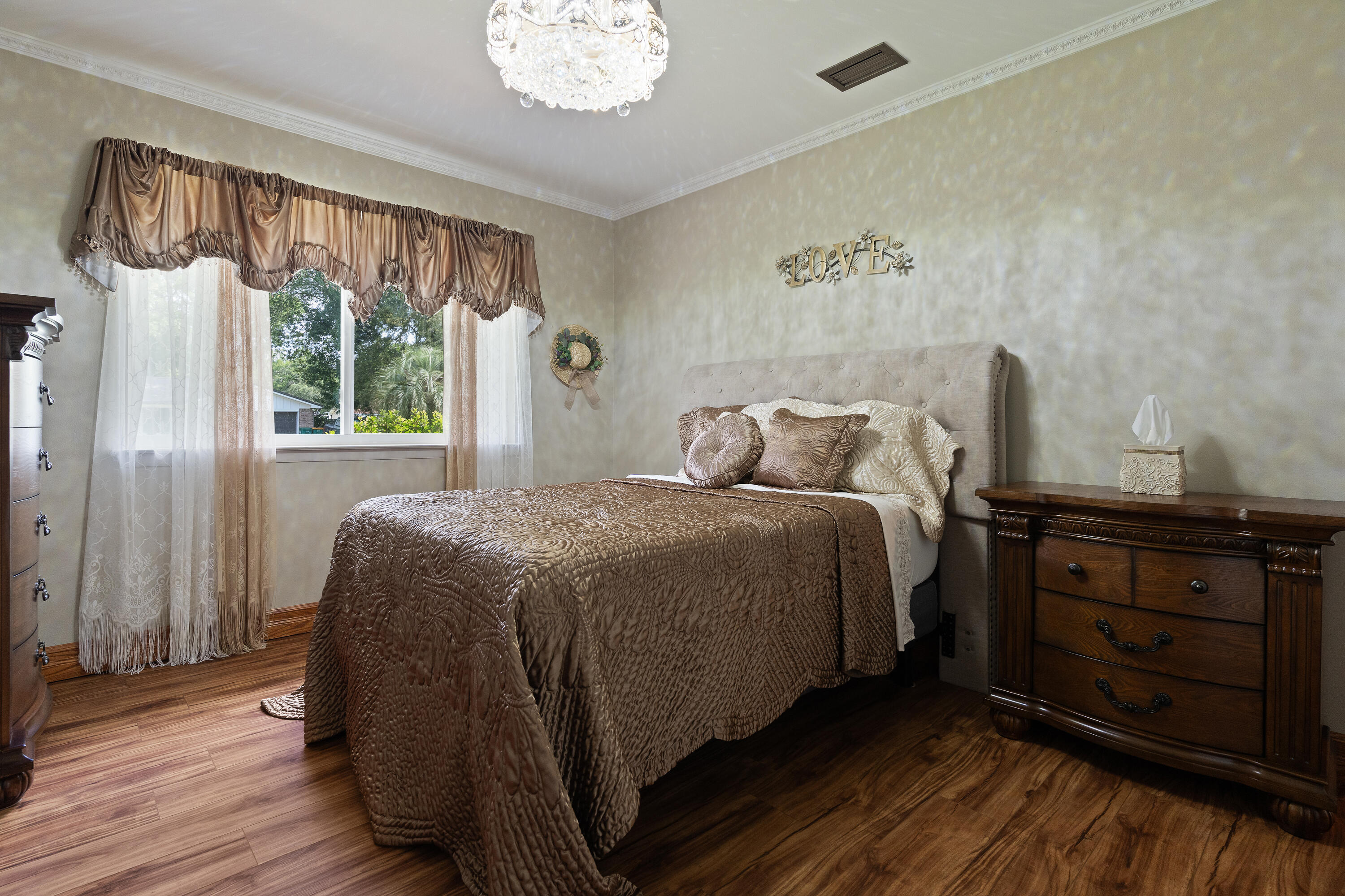 RAINTREE ESTATES - Residential