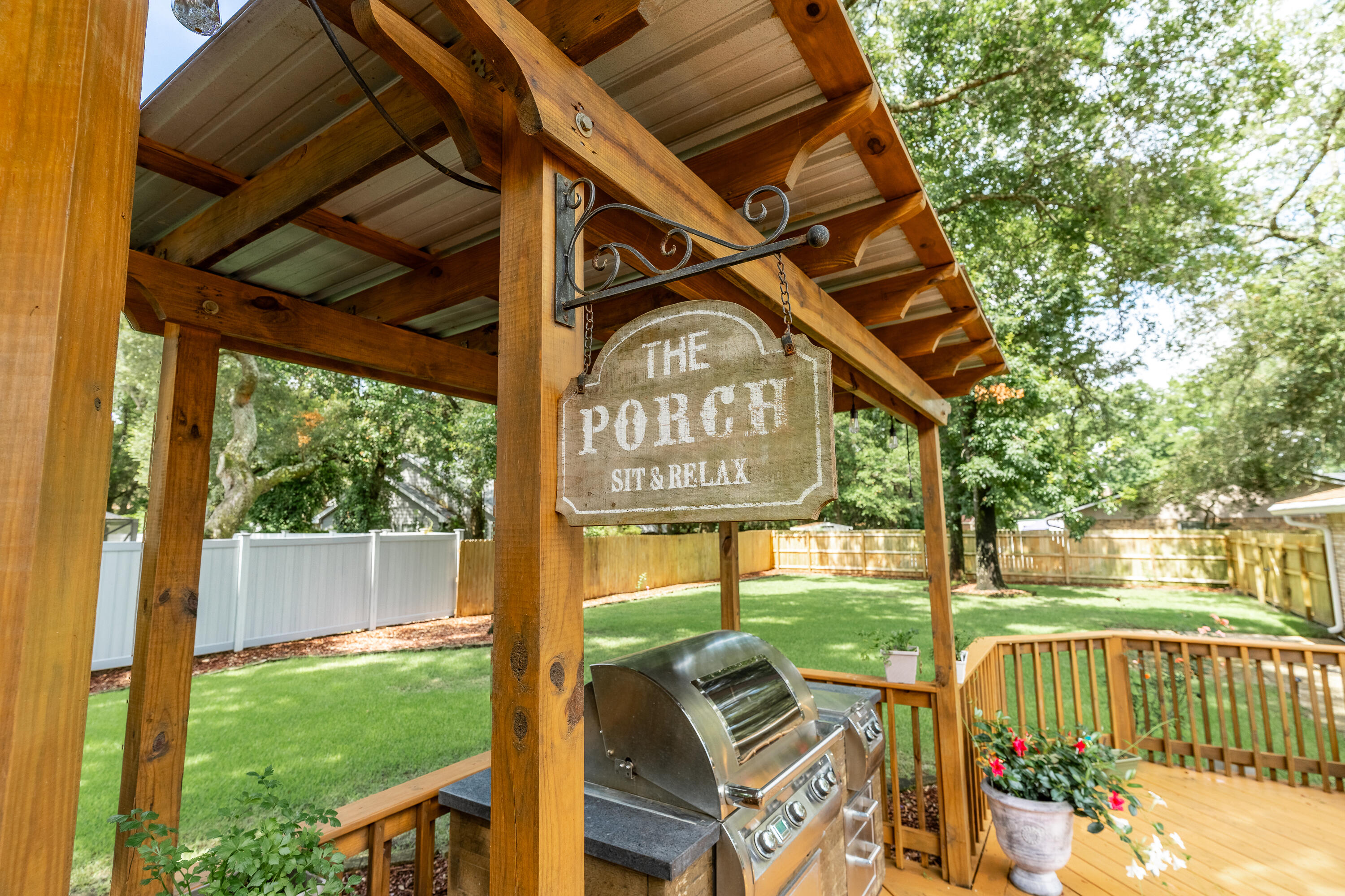 RAINTREE ESTATES - Residential