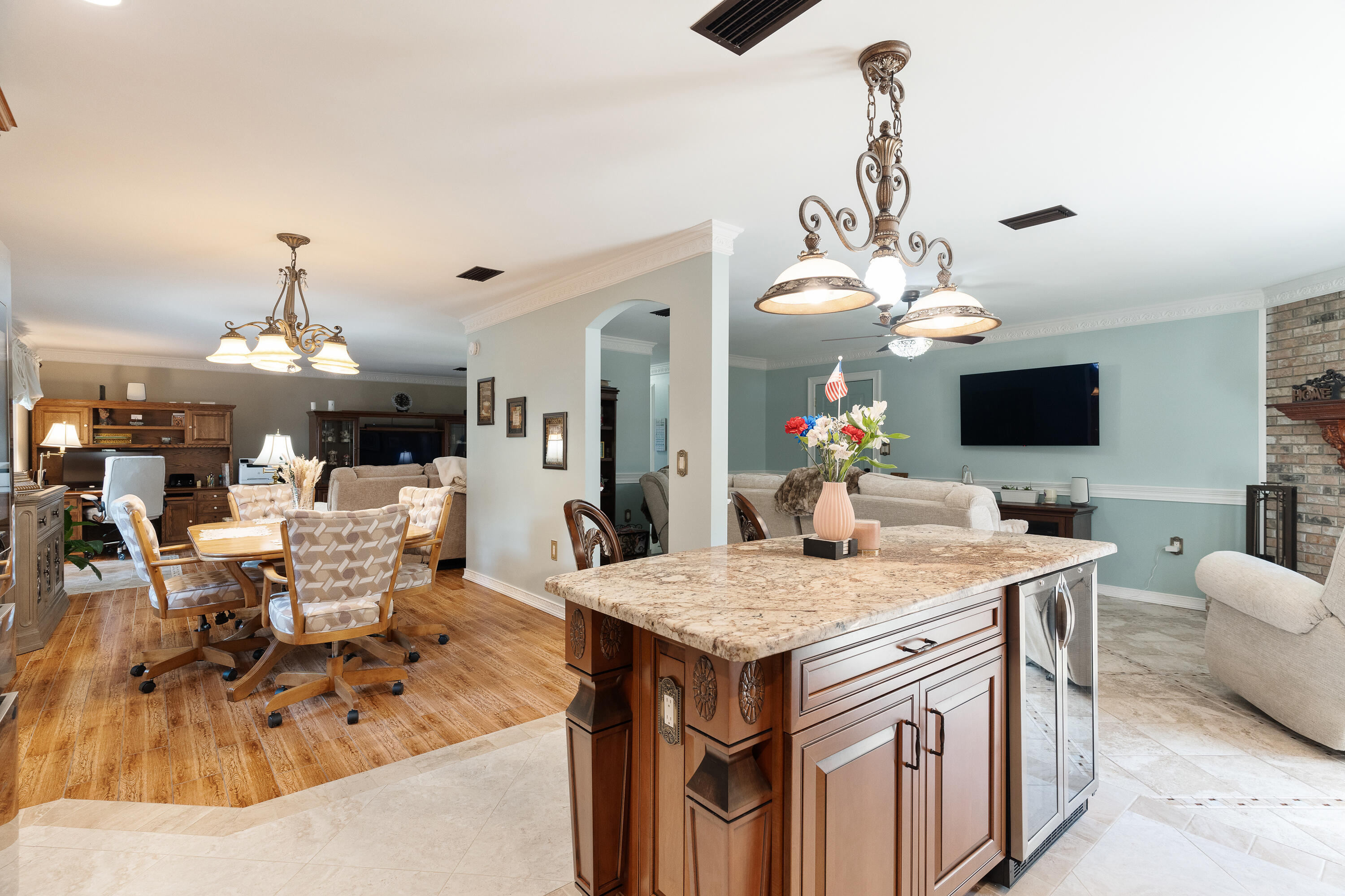 RAINTREE ESTATES - Residential