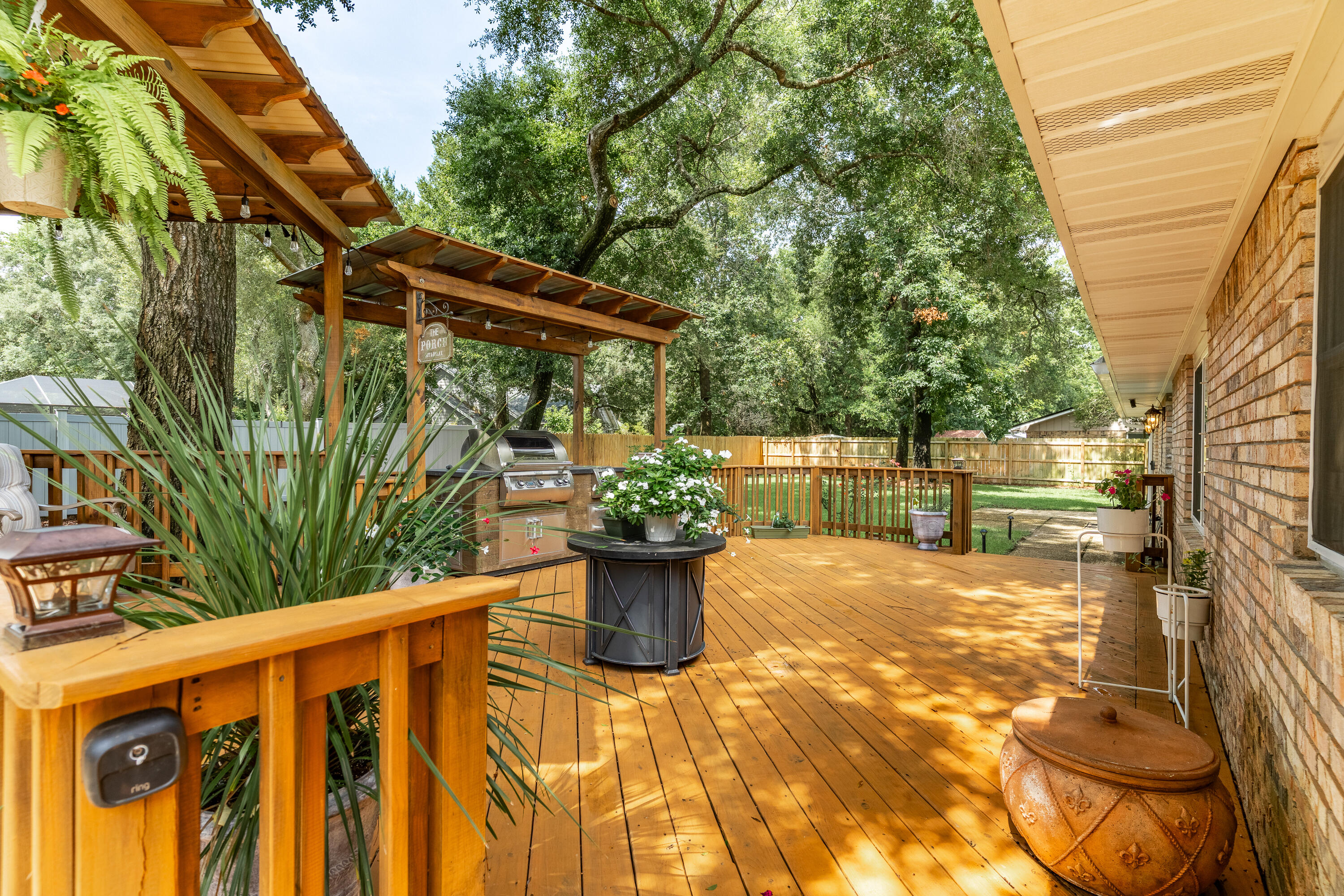 RAINTREE ESTATES - Residential