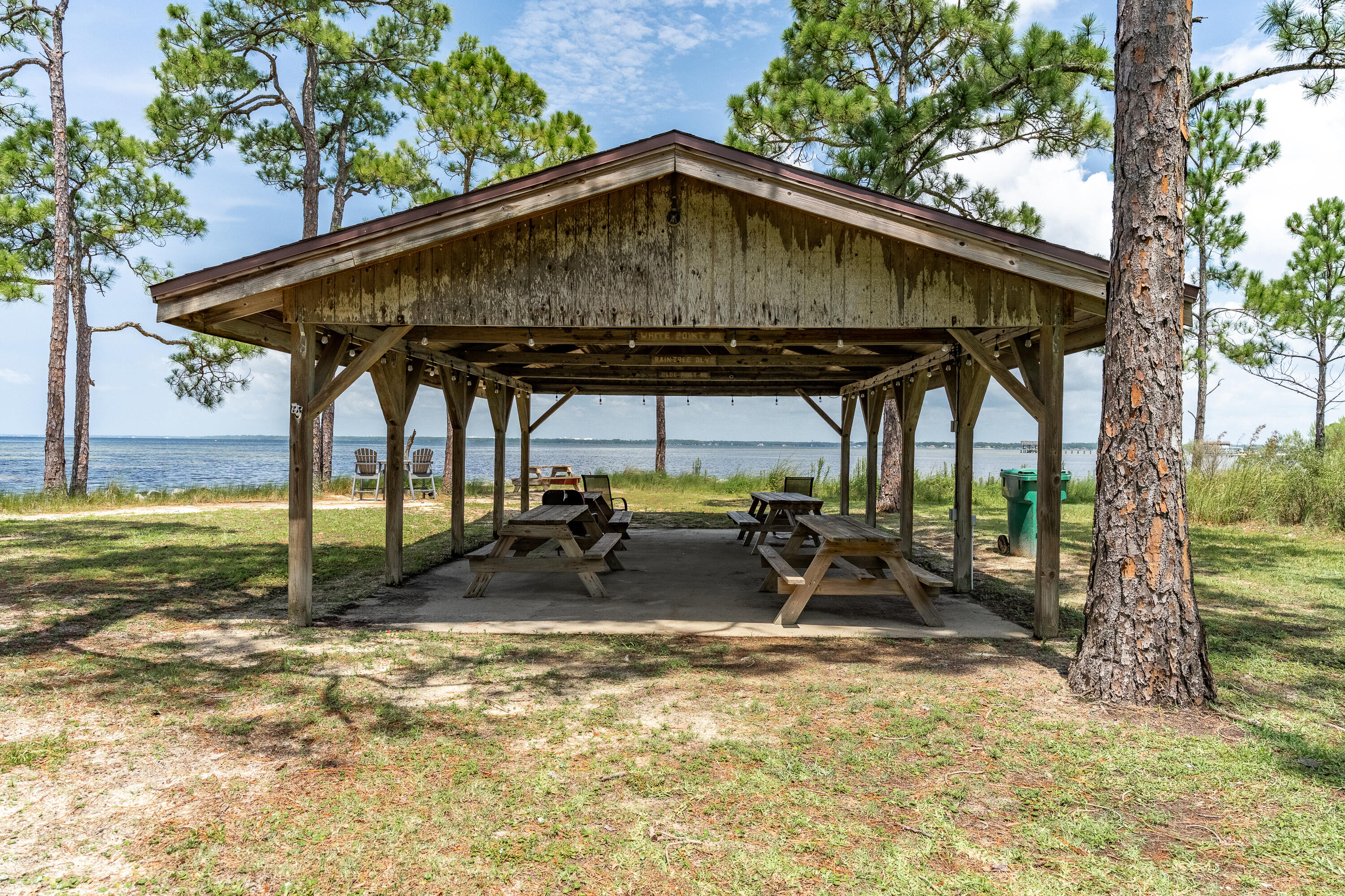 RAINTREE ESTATES - Residential