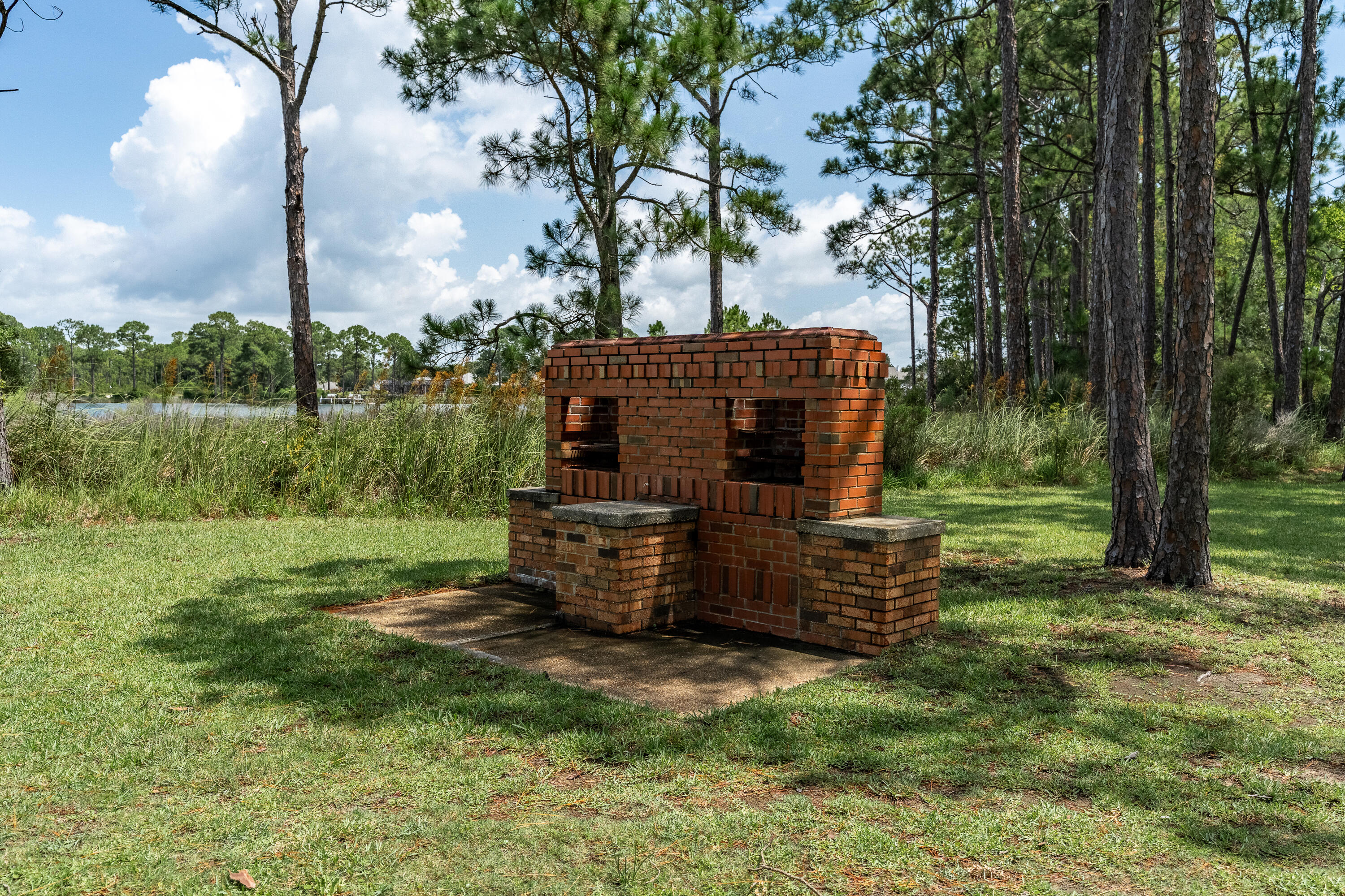 RAINTREE ESTATES - Residential