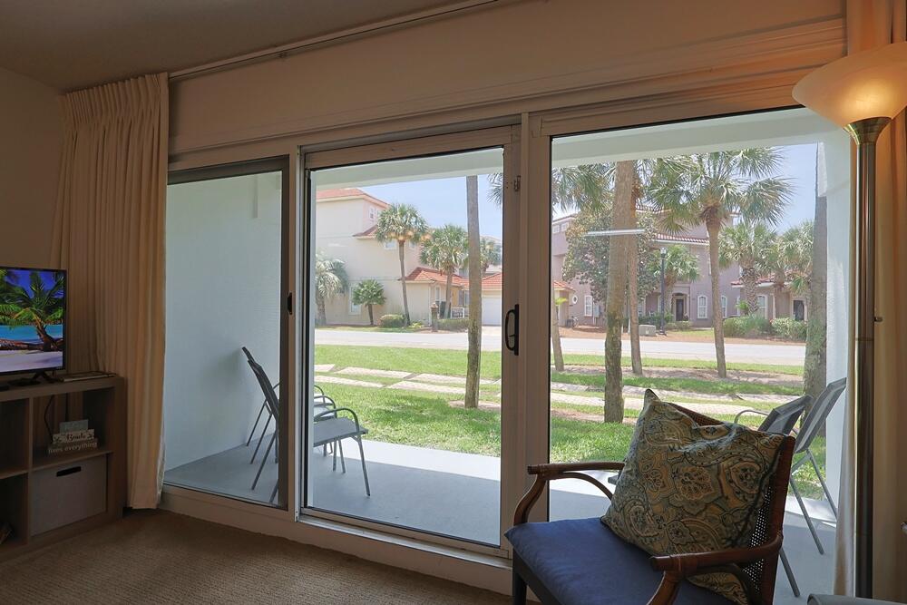MARAVILLA CONDO 4 - Residential
