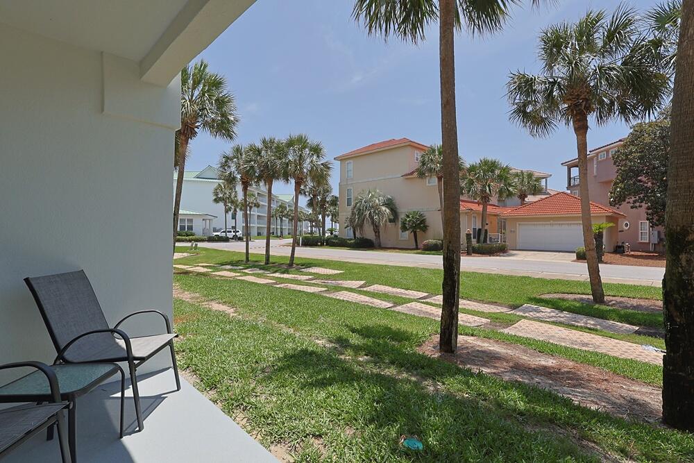 MARAVILLA CONDO 4 - Residential