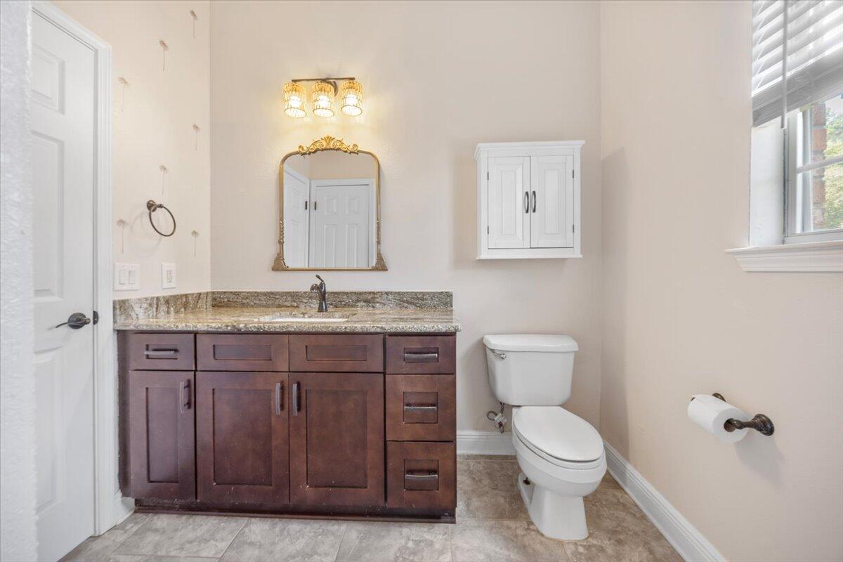 HARVELLS CROSSING - Residential