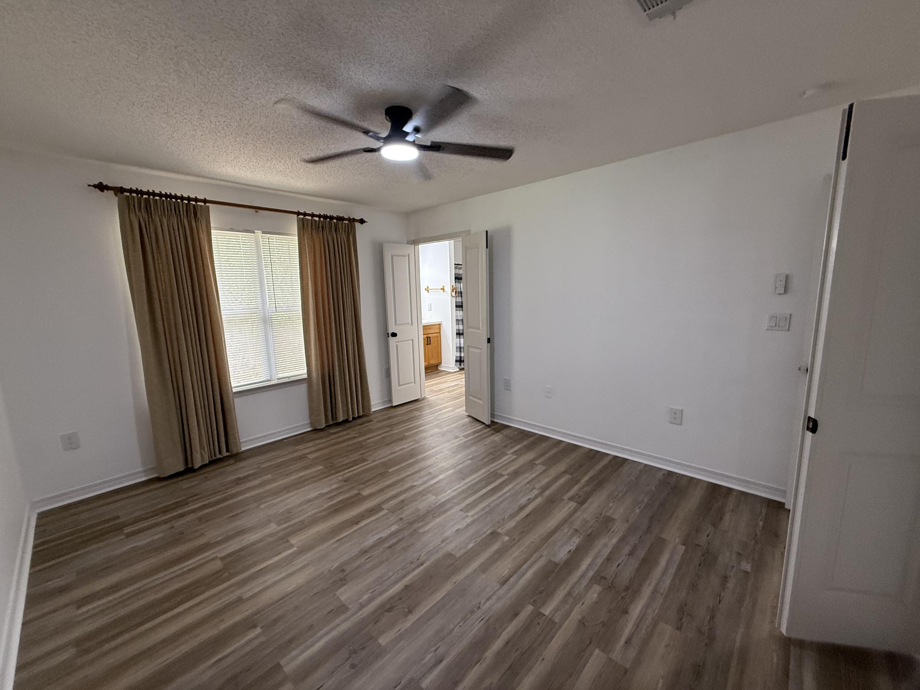 HUNTERS' RIDGE - Residential Lease