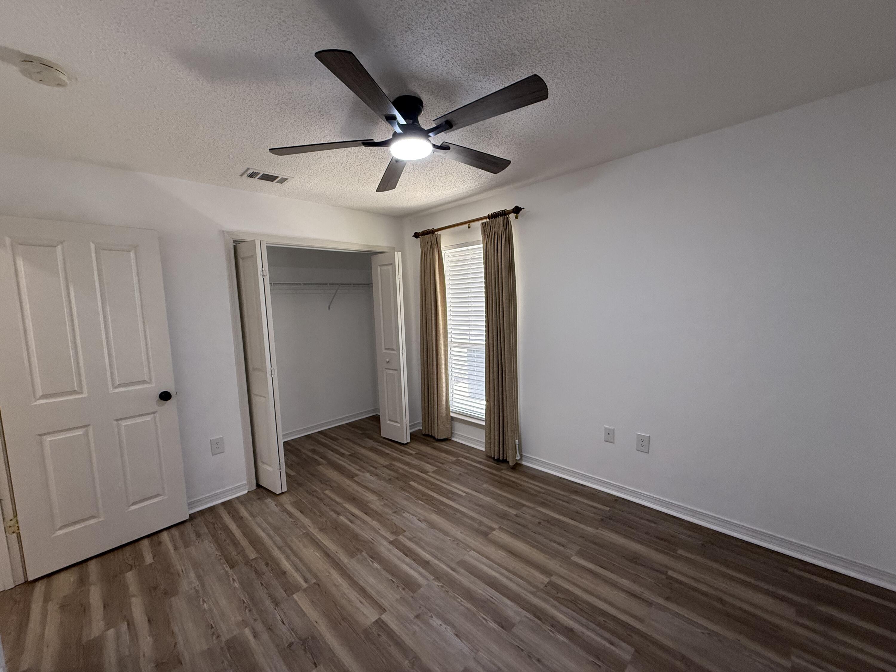 HUNTERS' RIDGE - Residential Lease