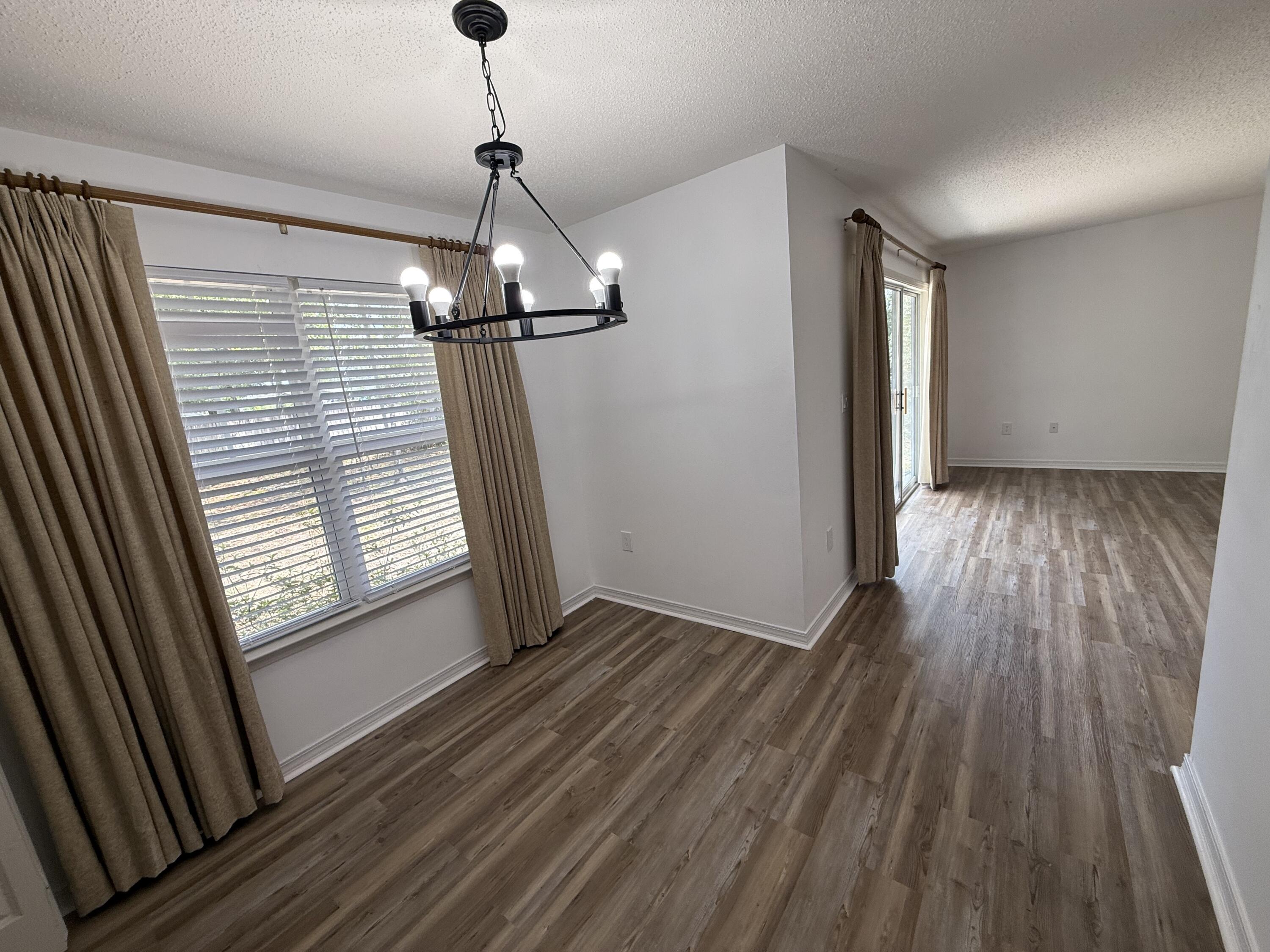 HUNTERS' RIDGE - Residential Lease