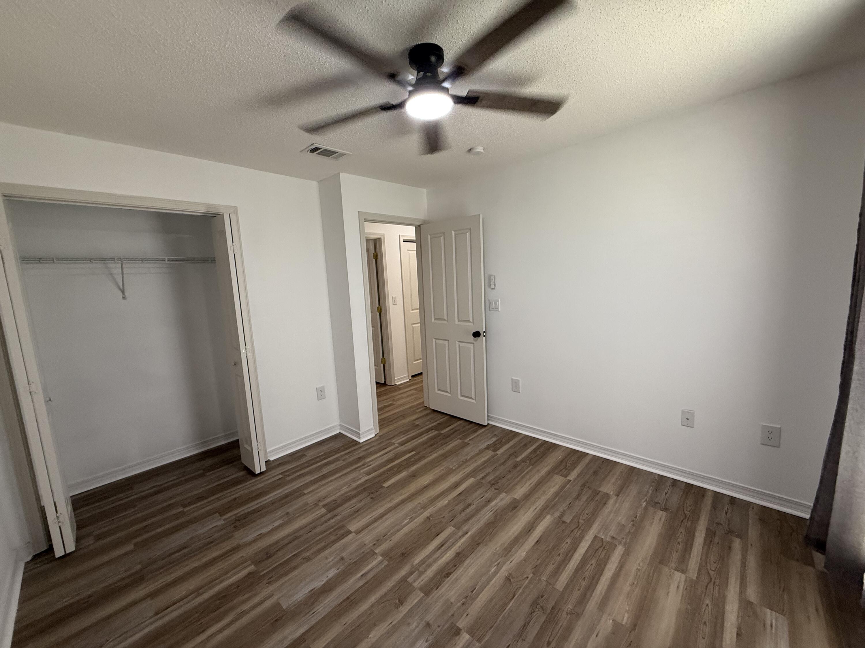 HUNTERS' RIDGE - Residential Lease