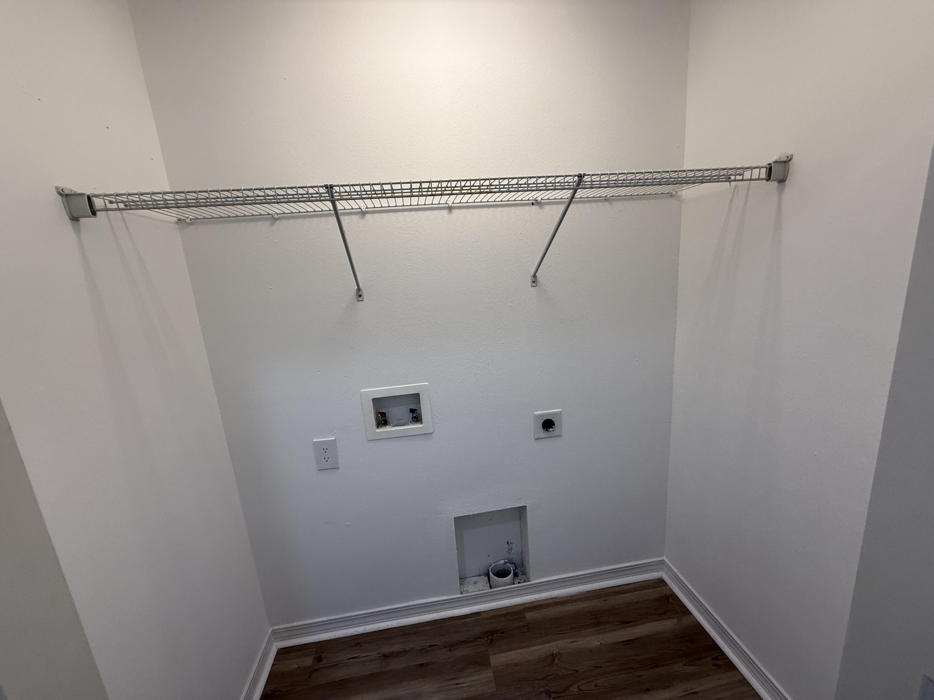 HUNTERS' RIDGE - Residential Lease