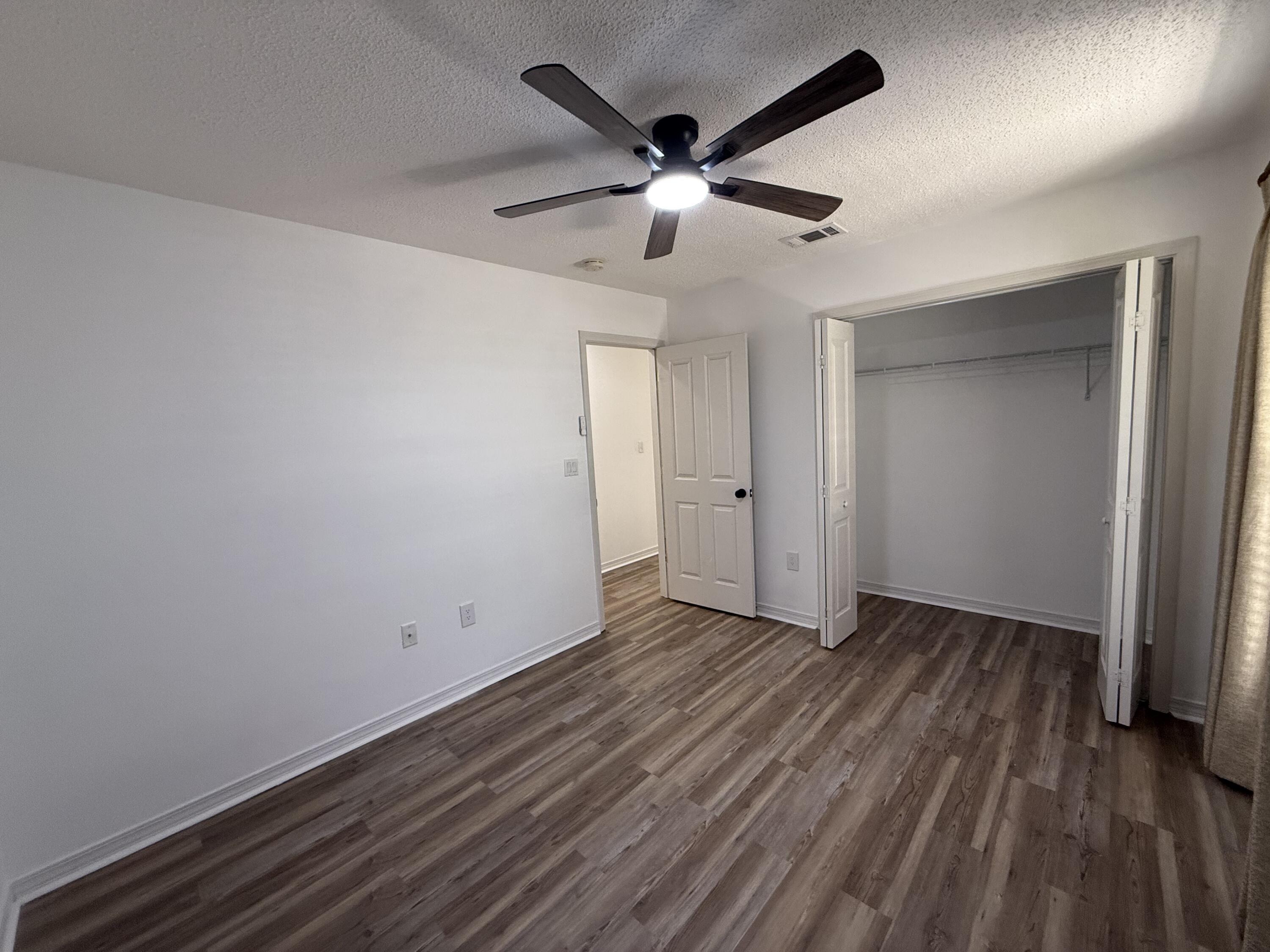 HUNTERS' RIDGE - Residential Lease