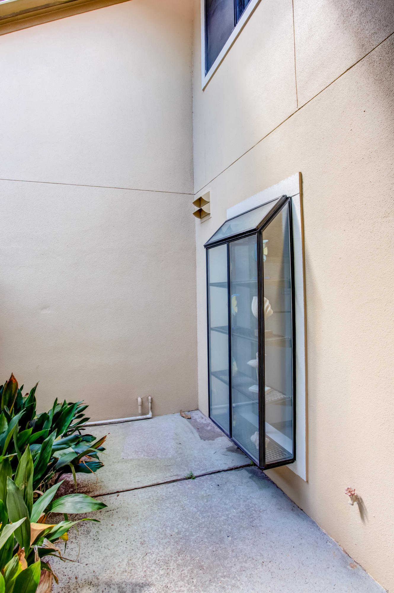 BEACHWALK VILLAS PH 04 - Residential