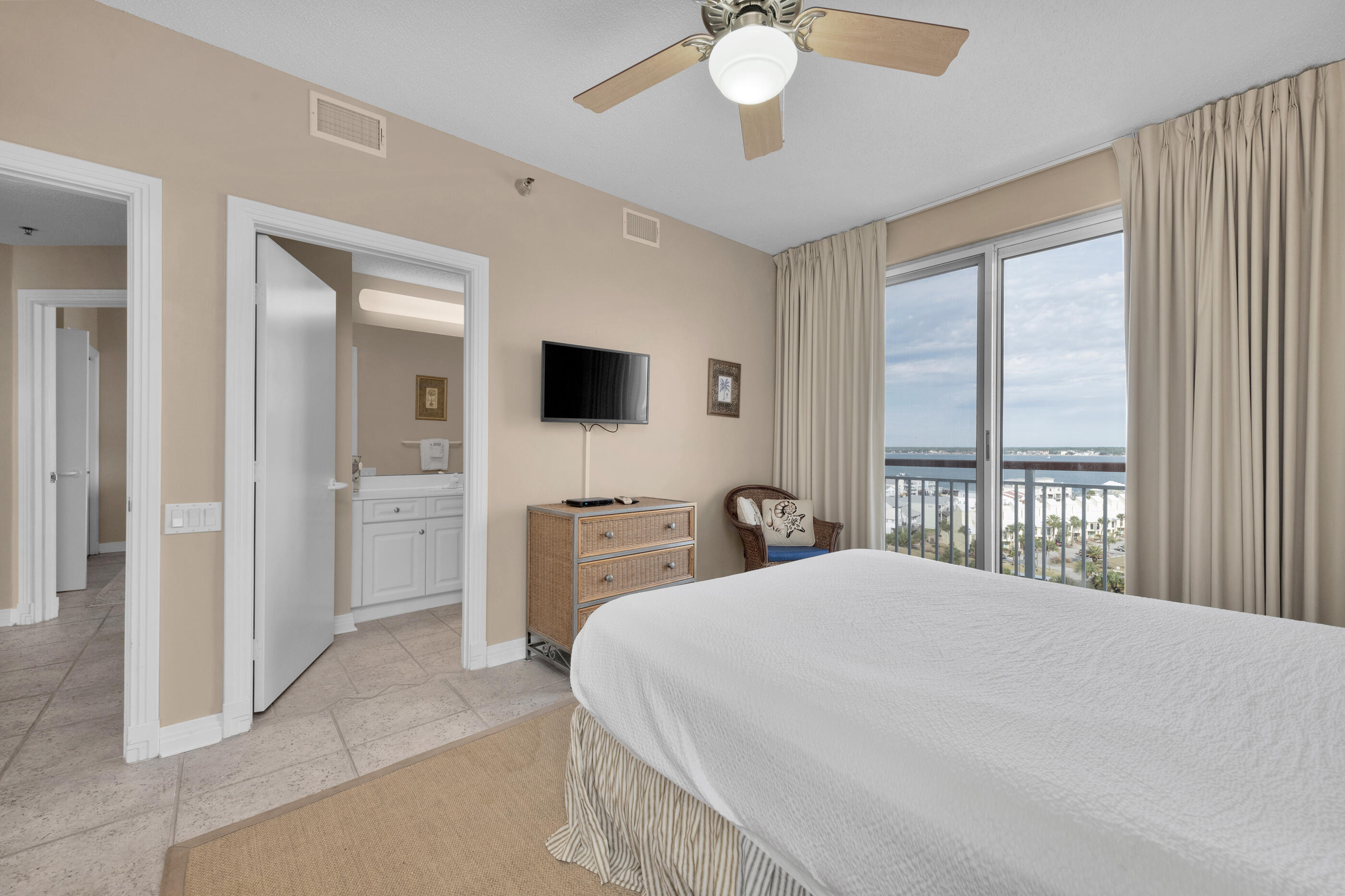 BEACH COLONY RESORT - Residential