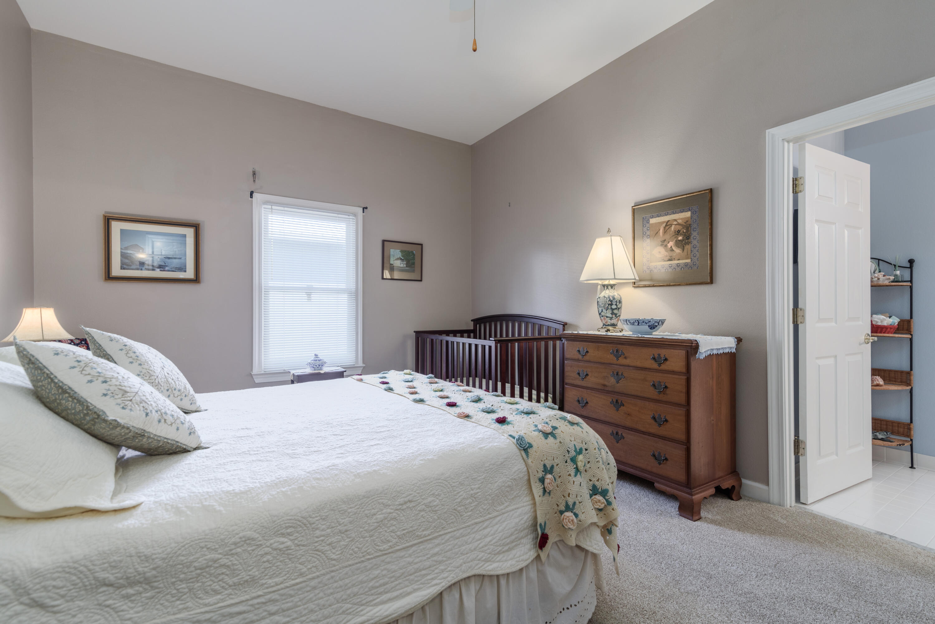 LAKE LORRAINE ESTATES - Residential